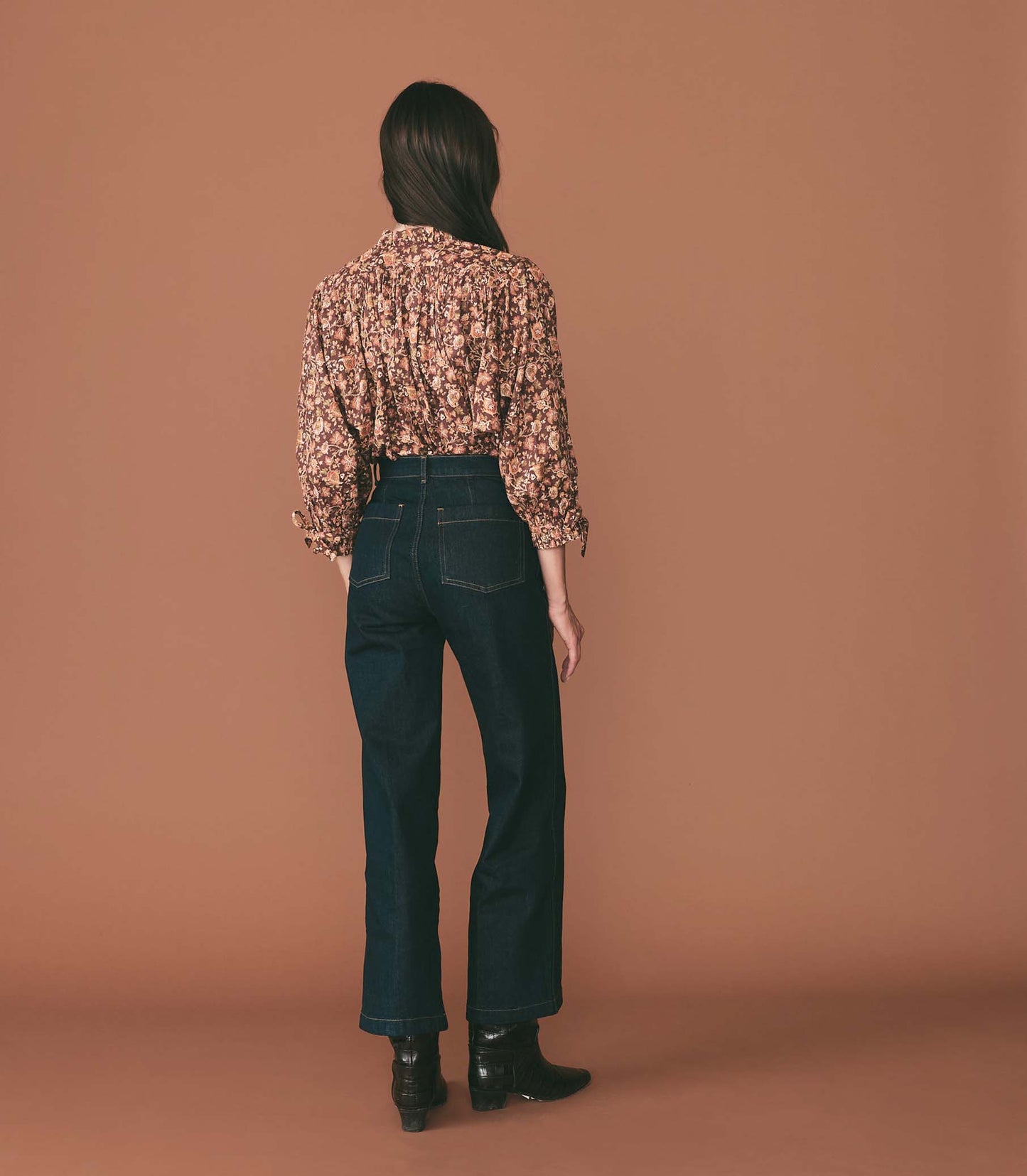 HMD -- ROSE TOP -- MULBERRY VINE FLORAL