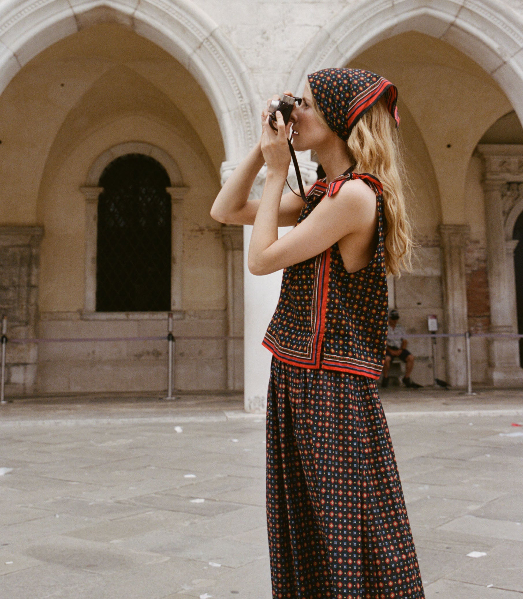 PETIT PENNY BANDANA -- NOIR MONTMARTRE FOULARD view 2