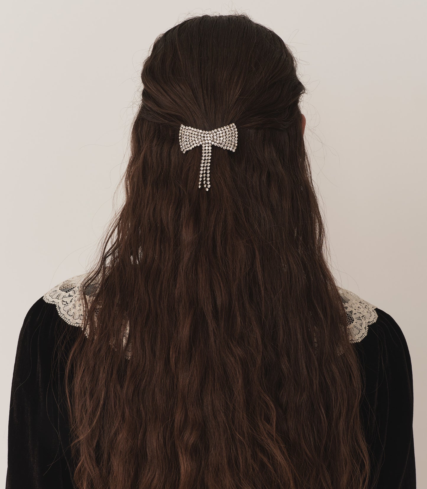 CICI CRYSTAL BARRETTE -- CRYSTAL