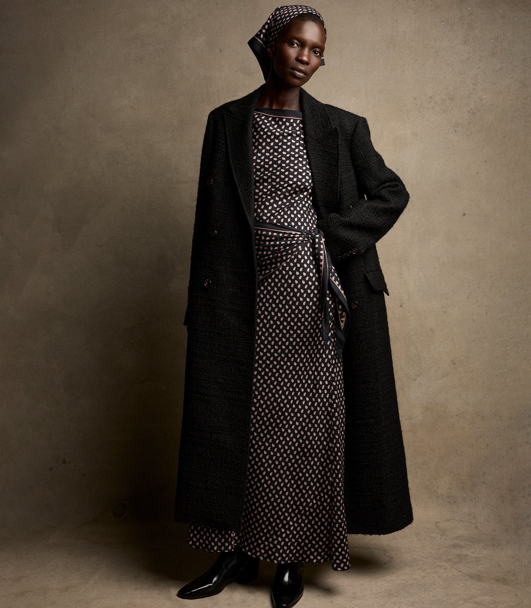 WILHELMINA COAT -- BLACK