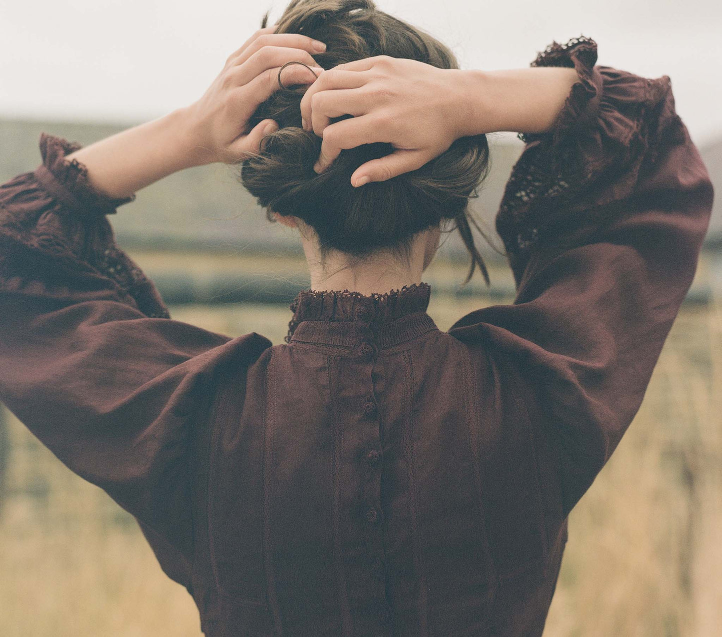 HMD -- DORIELLE DRESS -- ANTIQUE WALNUT