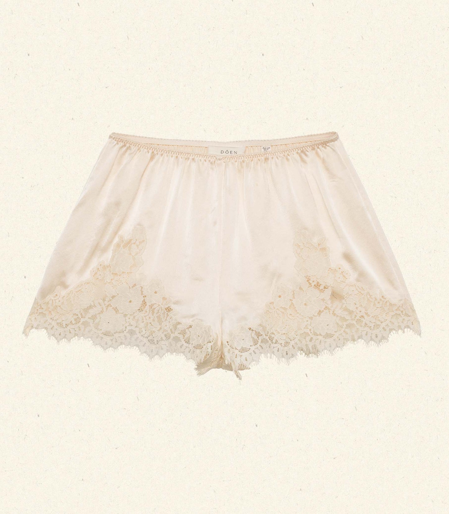 HMD -- IONA SHORT -- CANDLELIGHT