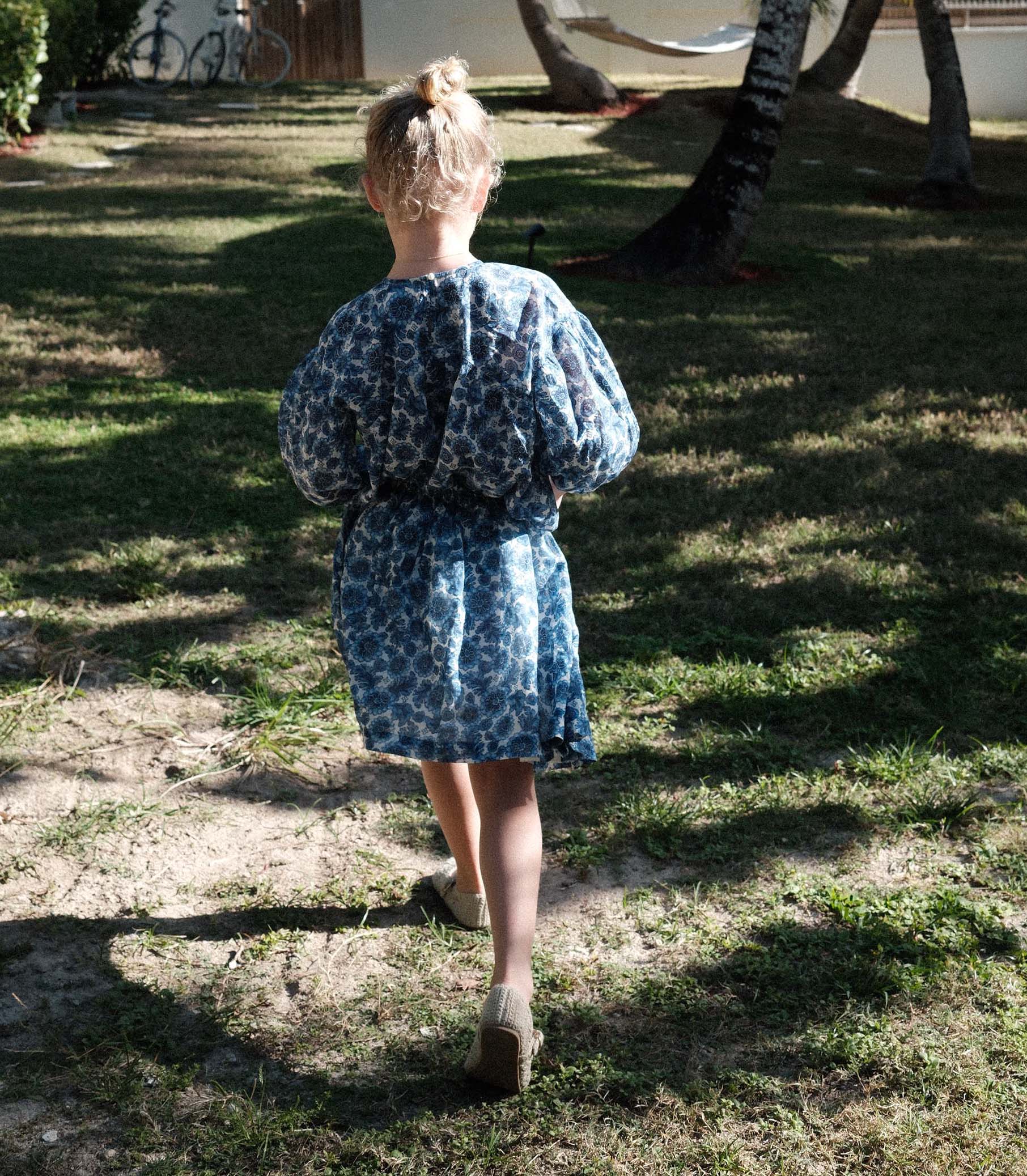 LITTLE MARCHE TOP -- BLEU SOLEIL FLEURIT view 6