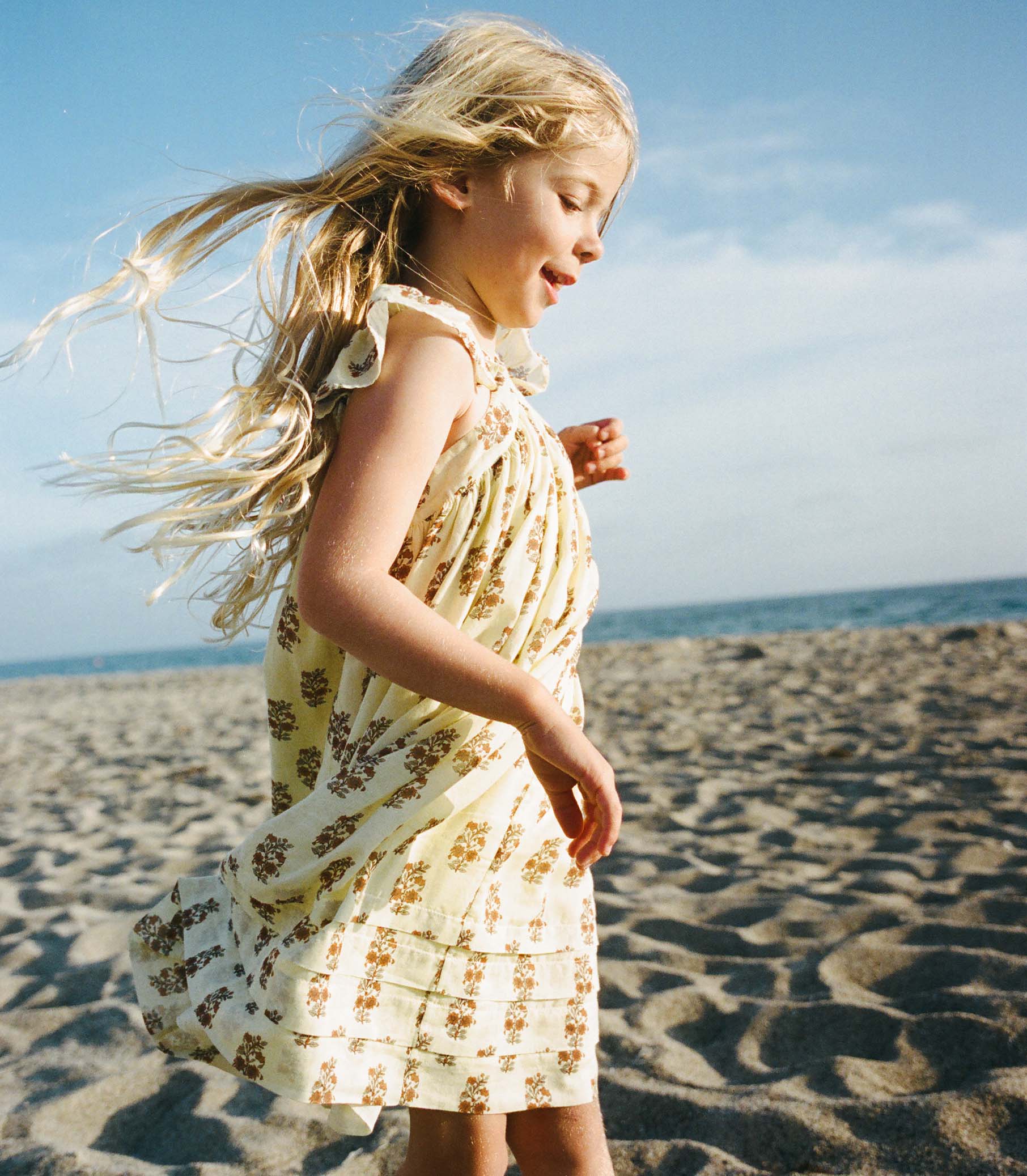 kids beach dress Little Nisha - Dandelion Grove lay flat to dry