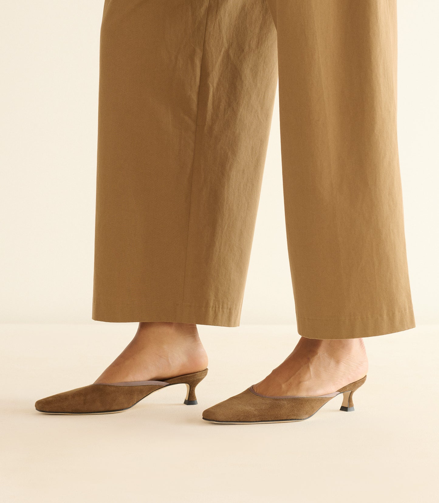 LUMA HEEL -- TOBACCO SUEDE