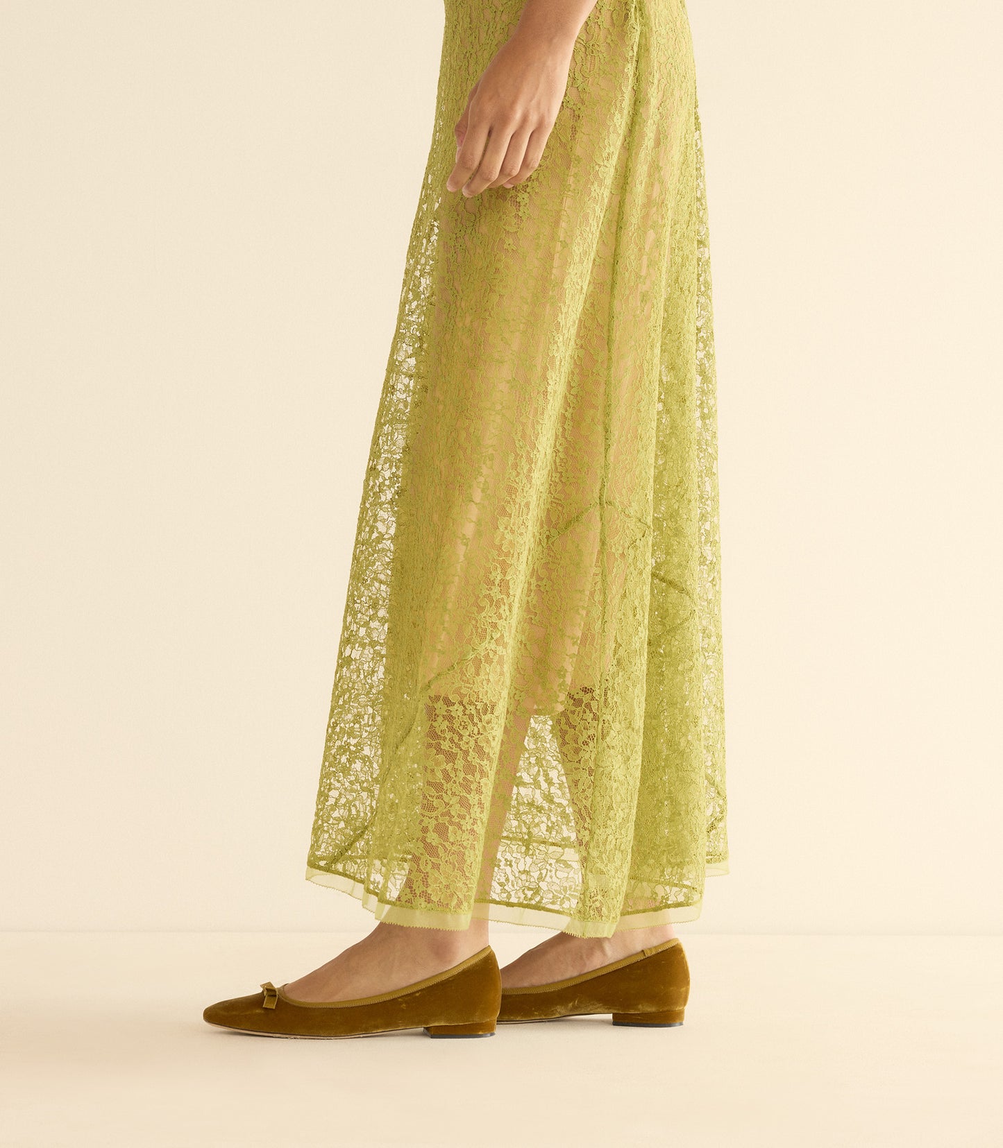 ODETTE BALLET FLAT -- CURRY VELVET