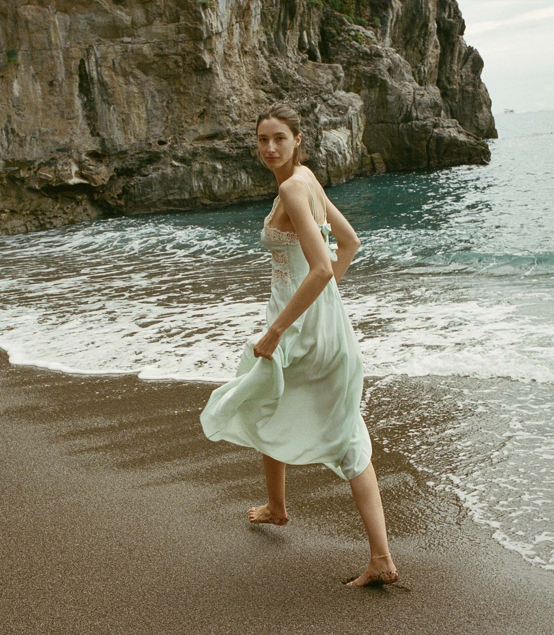 Oceanic Elegance: The Venus Dress in Creme de Menthe