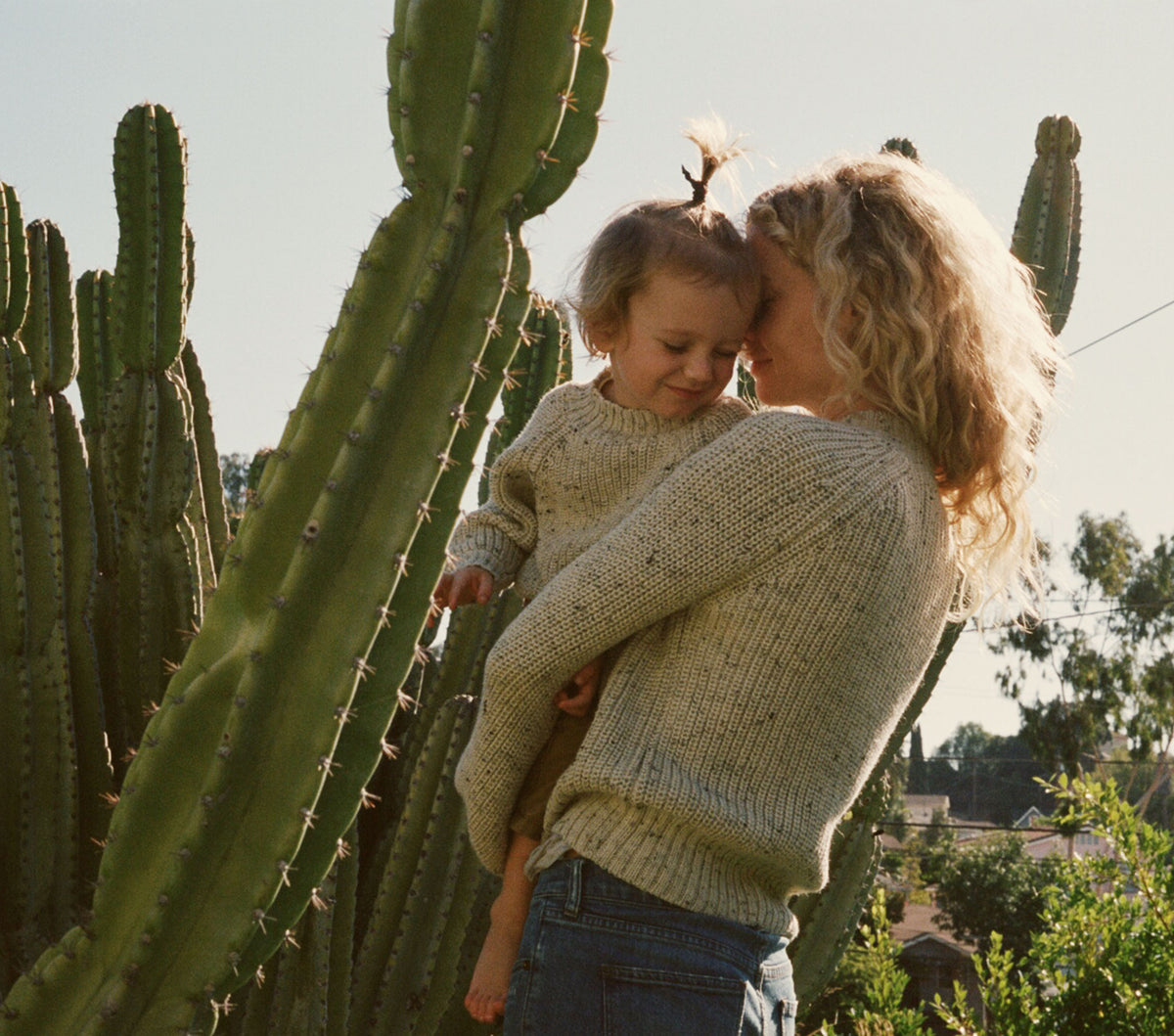 HMD -- LULU SWEATER -- OATMEAL