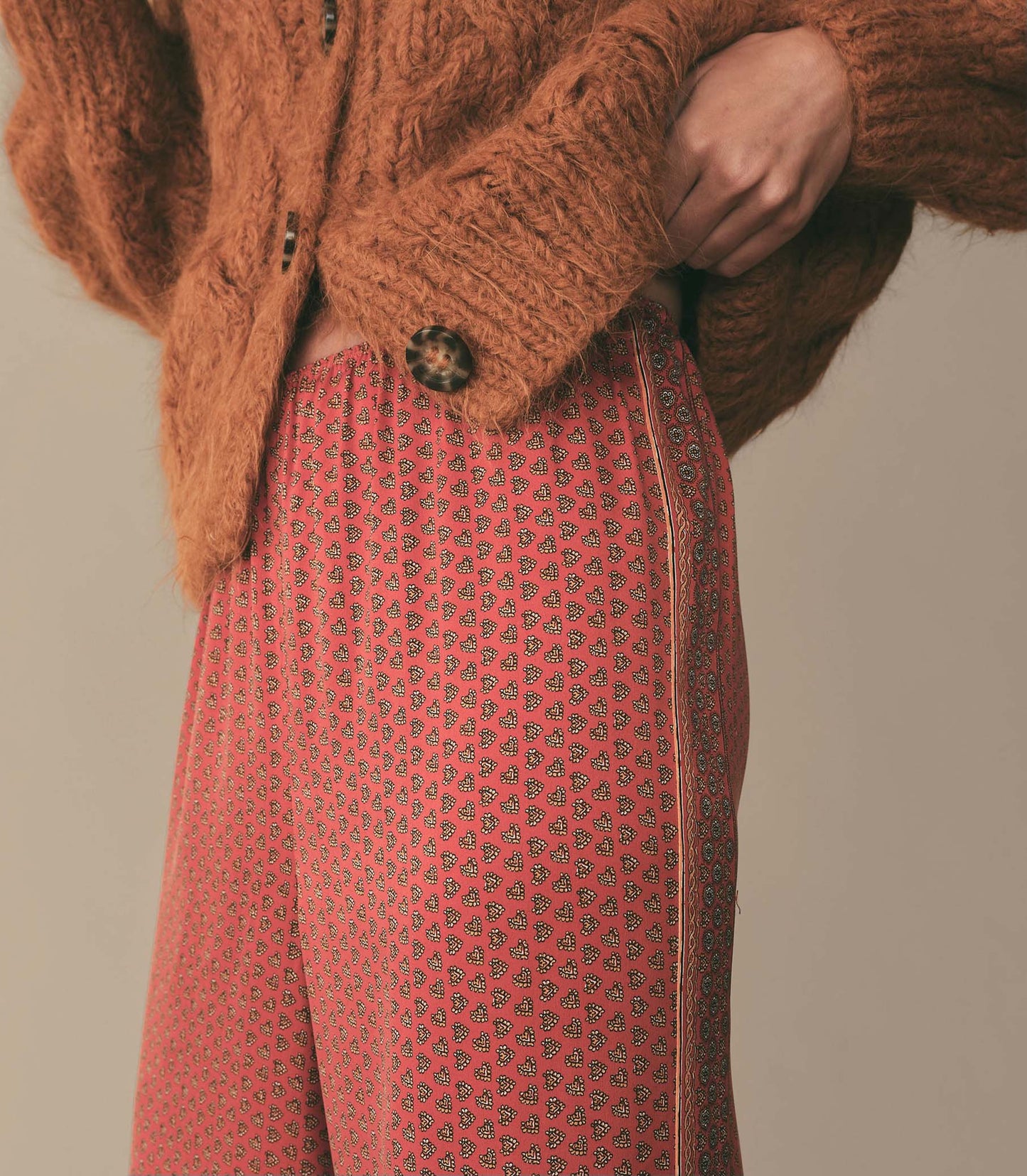 HMD -- CACILDA PANT -- PERSIMMON MARCHE FOULARD