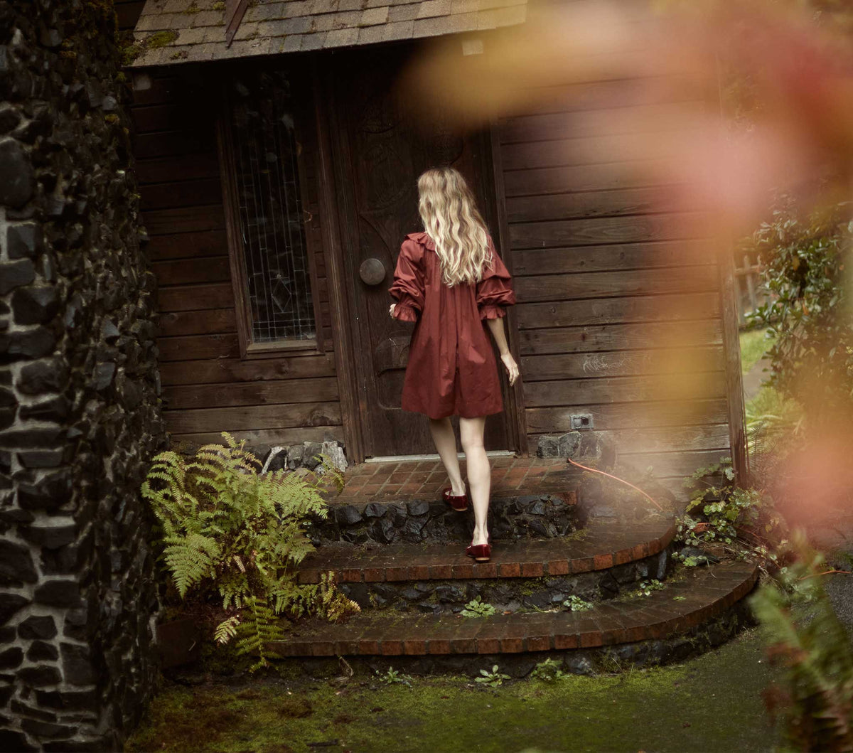 HMD -- JILLIAN DRESS -- MAHOGANY