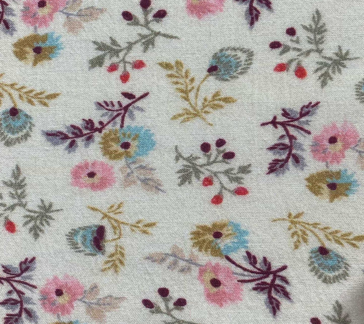 HMD -- PORTIA TOP -- FEATHERED FLORAL