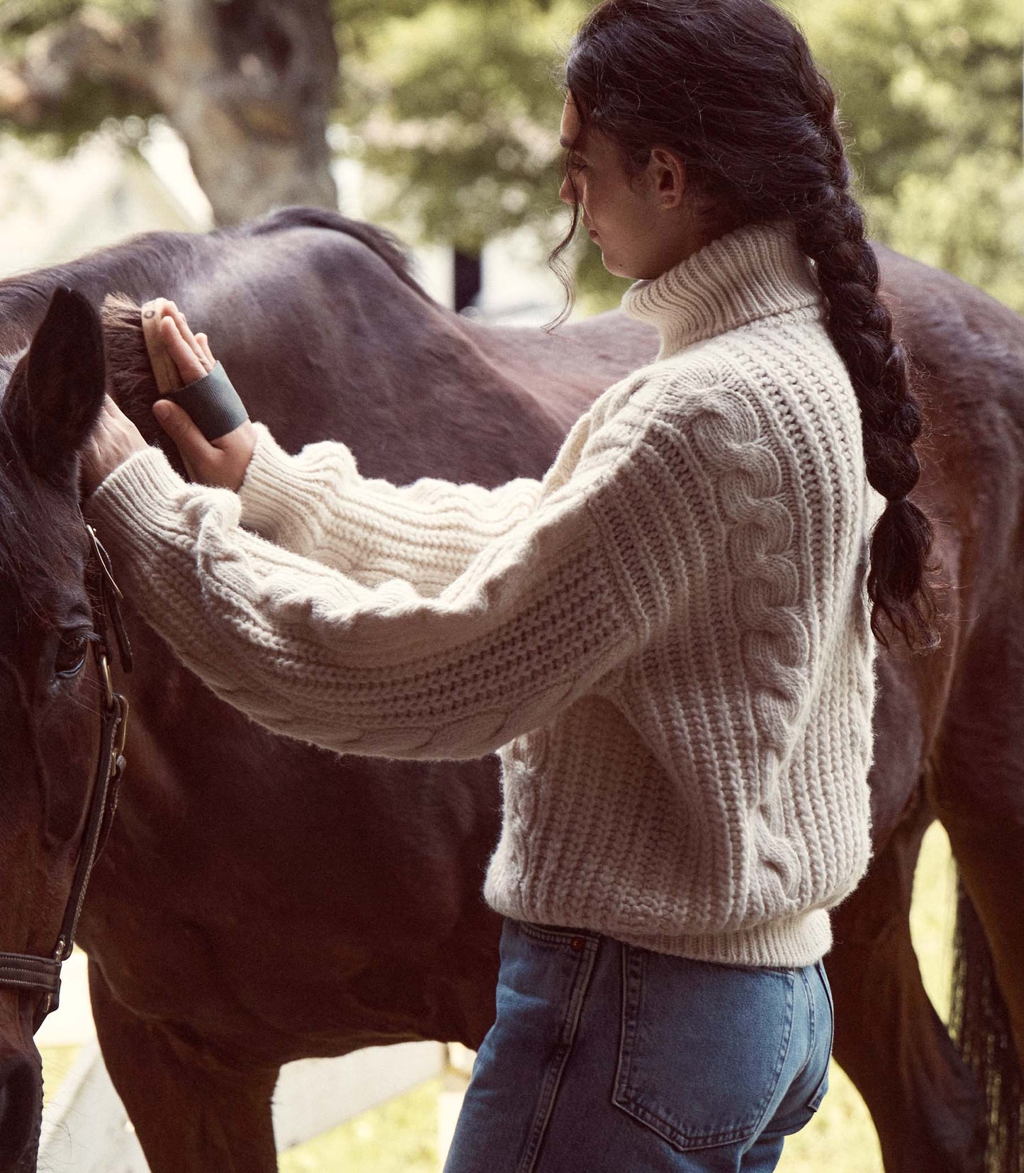 HMD -- LEIGHTON SWEATER -- CREAM