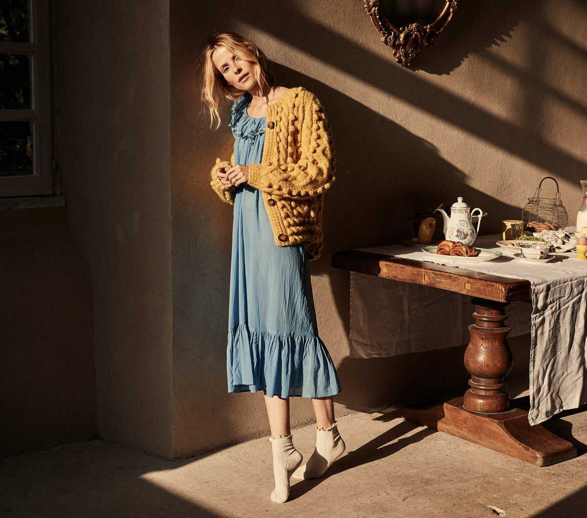 HMD -- SOLARIS NIGHTGOWN -- MEDALLION BLUE