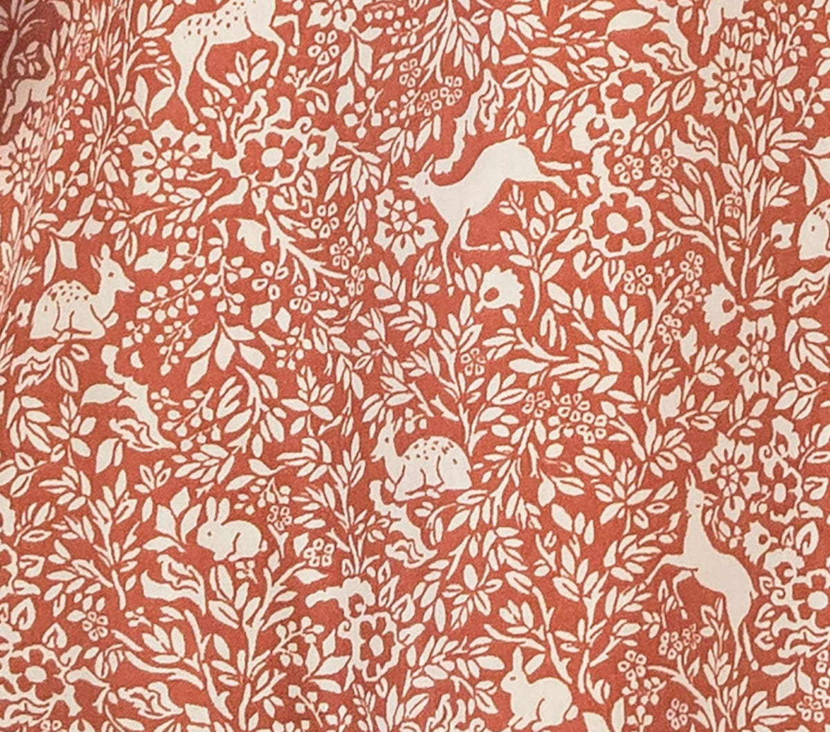 HMD -- AMORET TOP -- CREAM/RUST PRANCING FAWN FLORAL