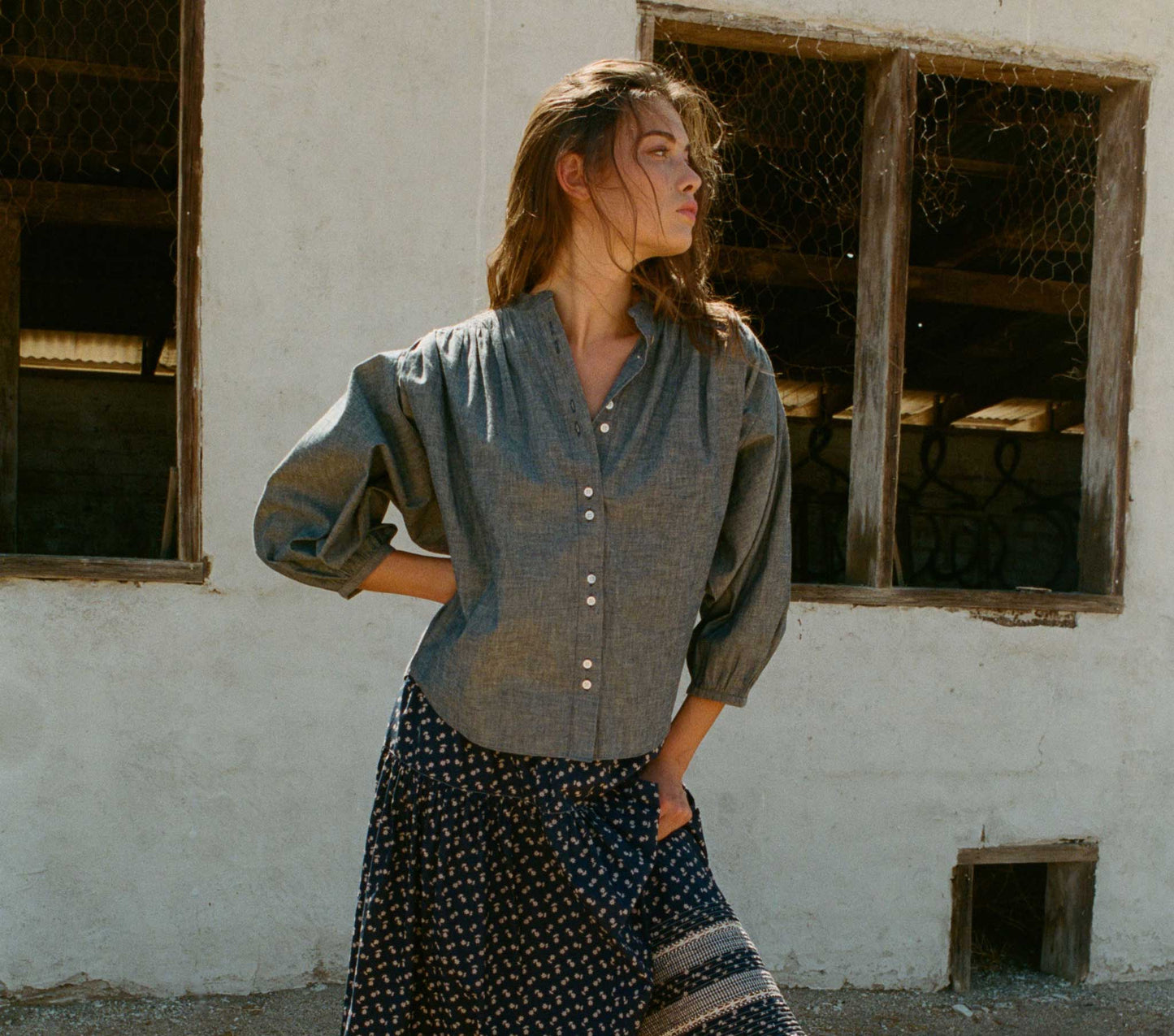 HMD -- OJAI TOP -- BLUE CHAMBRAY