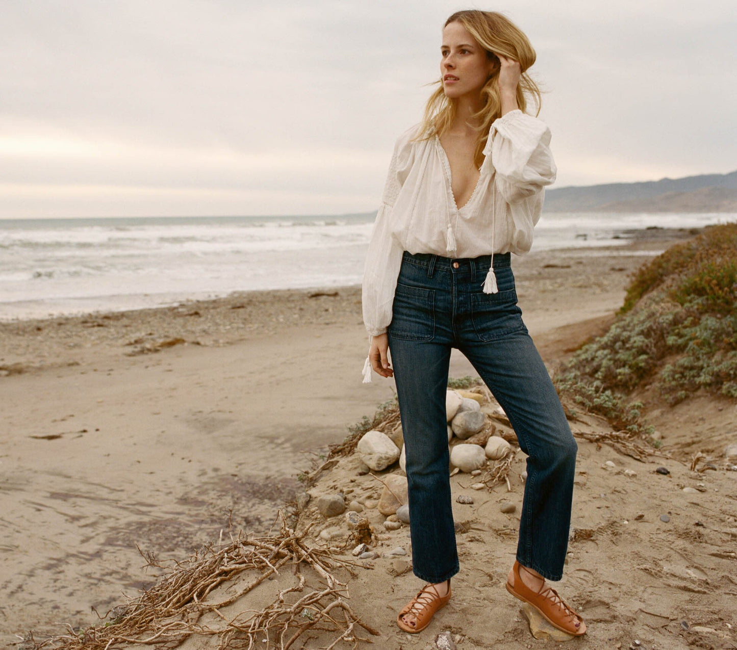 HMD -- CROPPED SAILOR JEAN -- Medium Cast 70's Wash