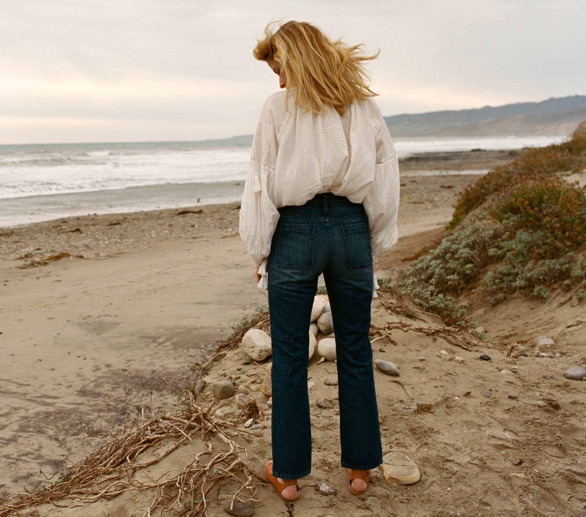 HMD -- CROPPED SAILOR JEAN -- Medium Cast 70's Wash view 3
