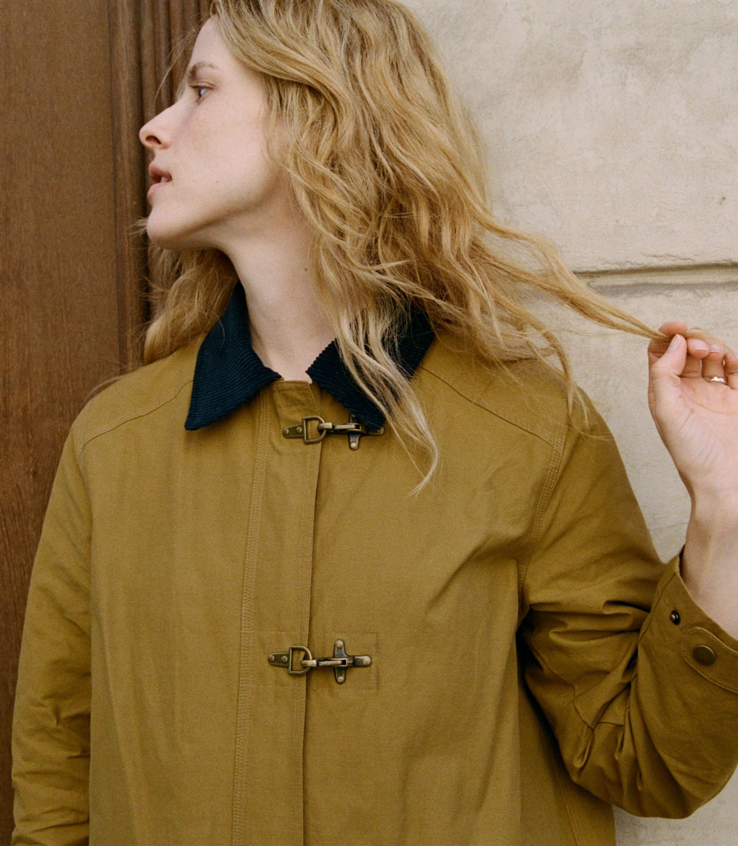 HMD -- WAVERLEY RAINCOAT -- ANTELOPE