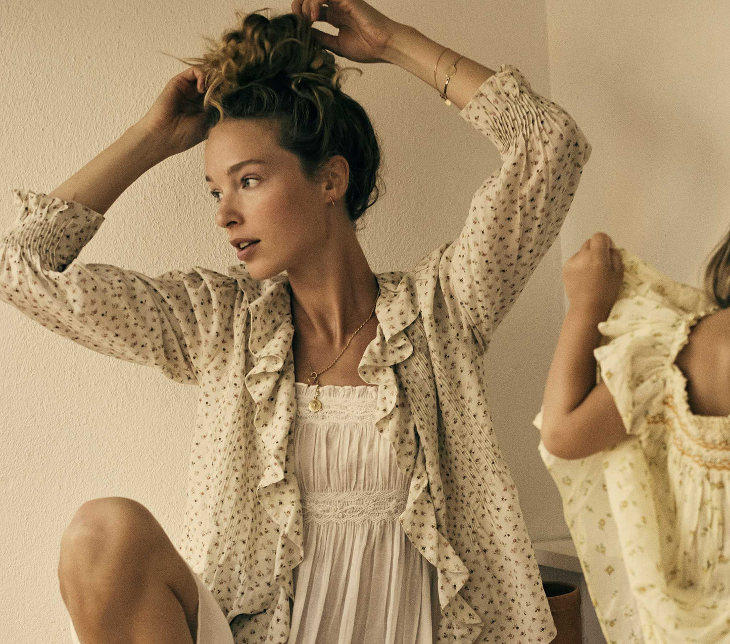 HMD -- HARDY TOP -- CREAM PARC MONCEAU