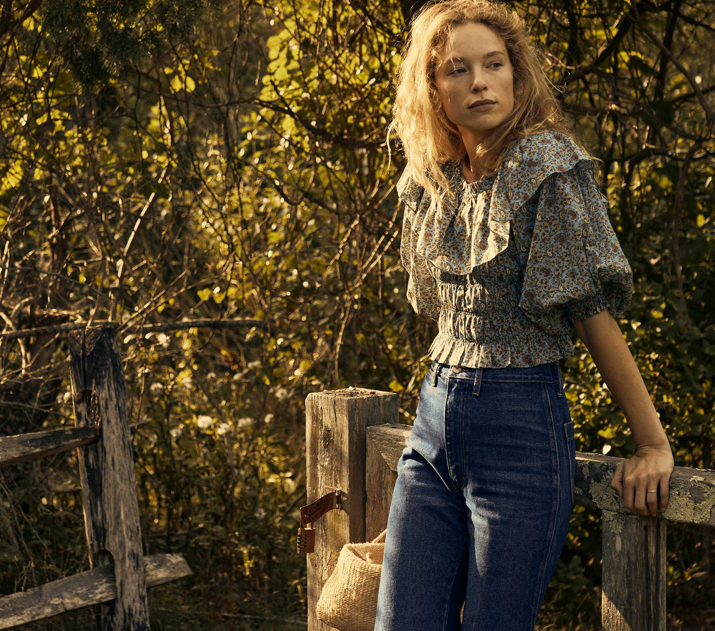 HMD -- LUCE TOP -- BLUE TISBURY PAISLEY