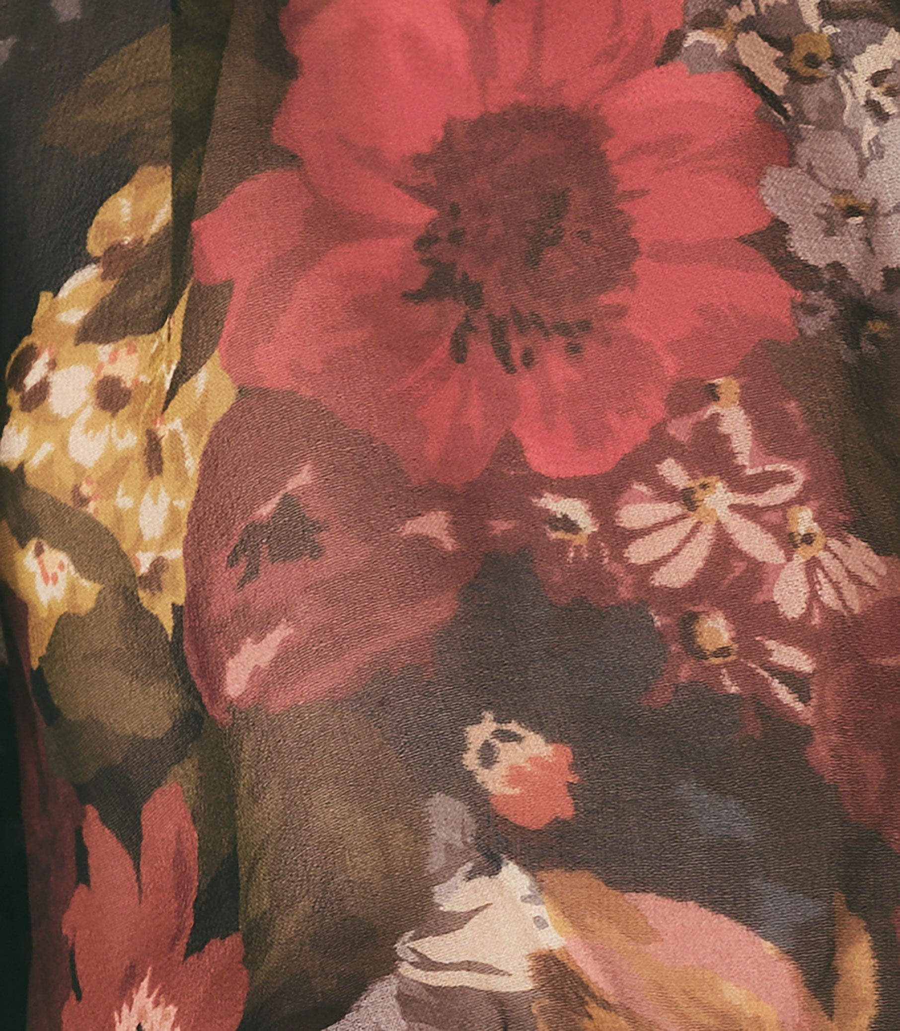 HMD -- ALONA TOP -- MOONLIT GARDEN view 4
