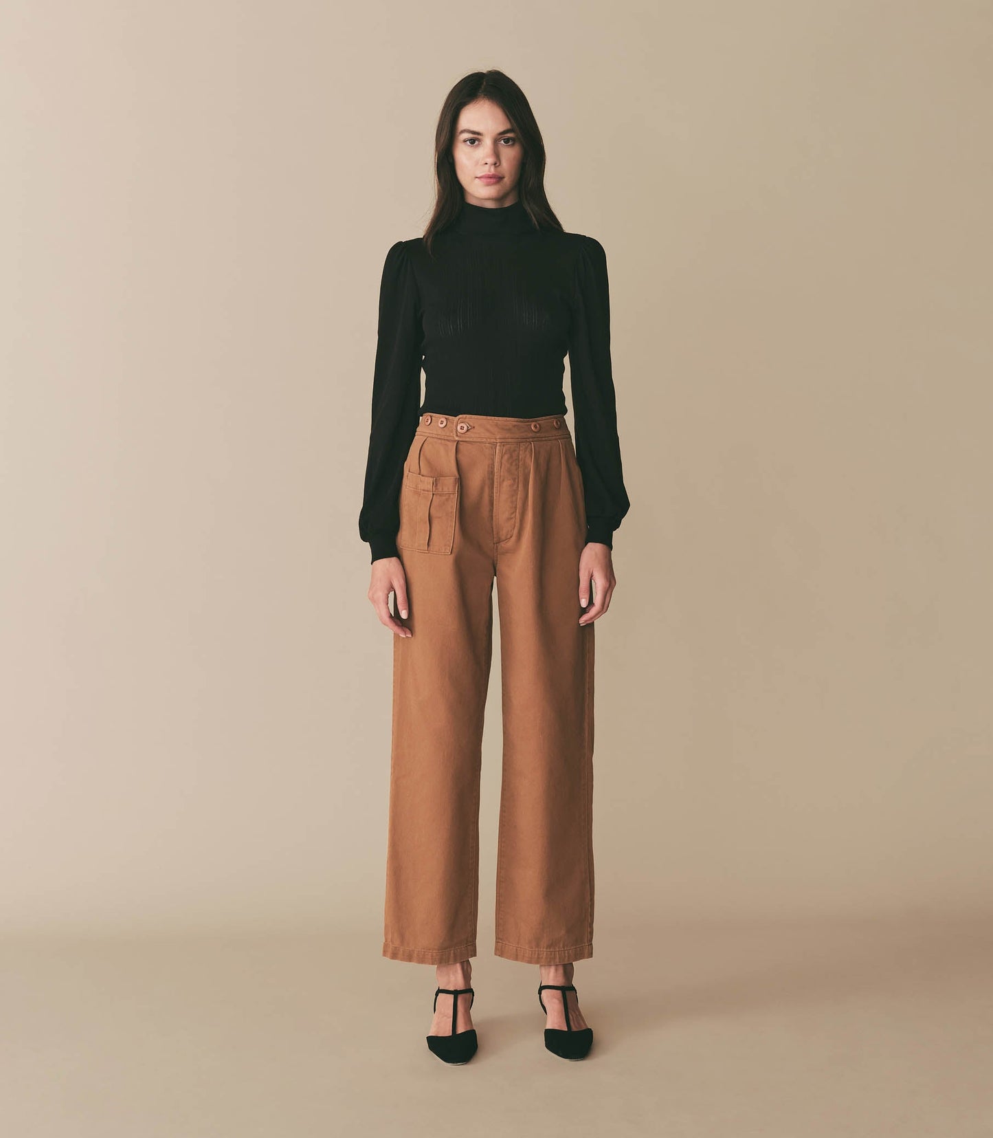 HMD -- ARELI TURTLENECK -- BLACK