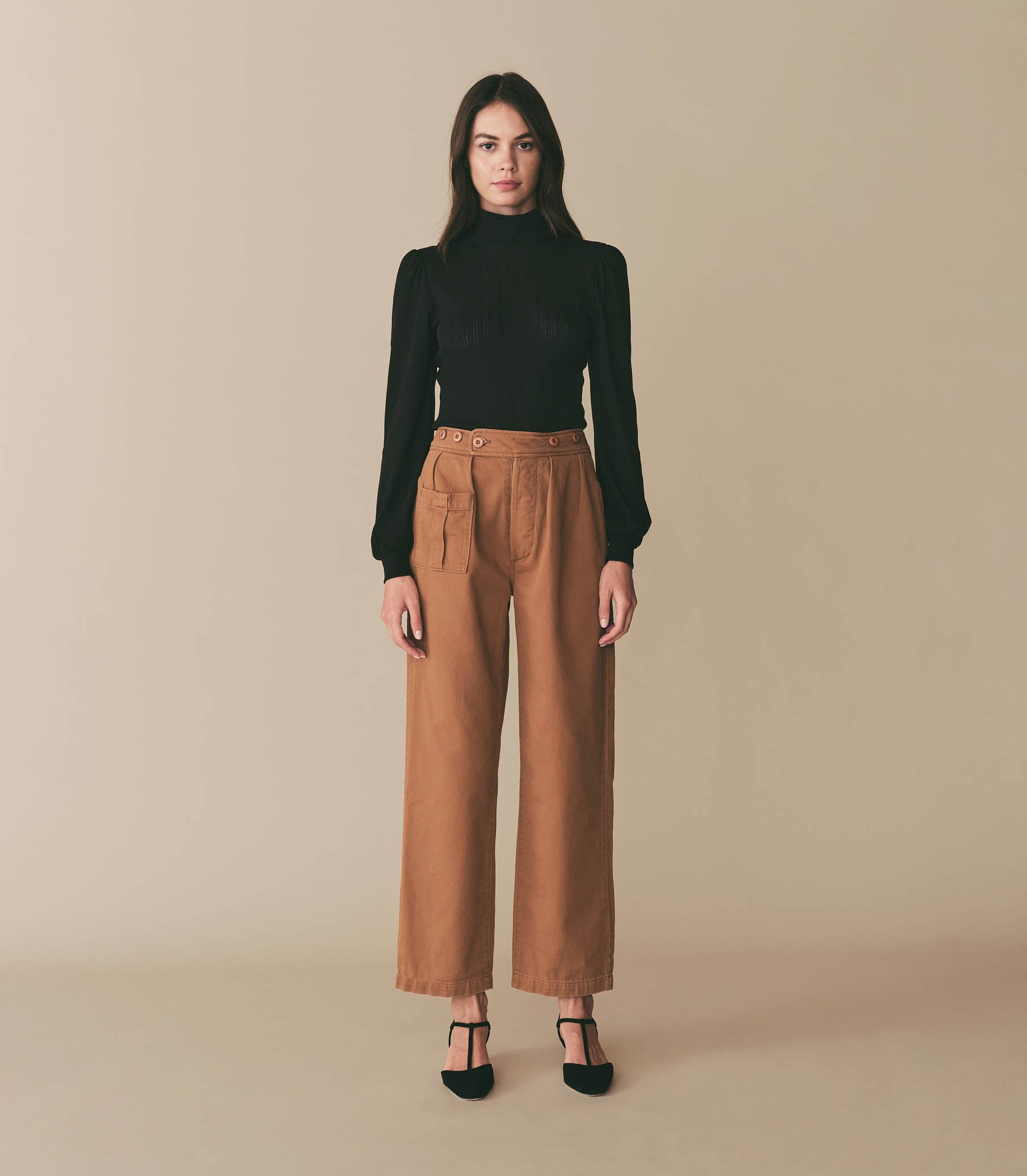 HMD -- ARELI TURTLENECK -- BLACK view 2