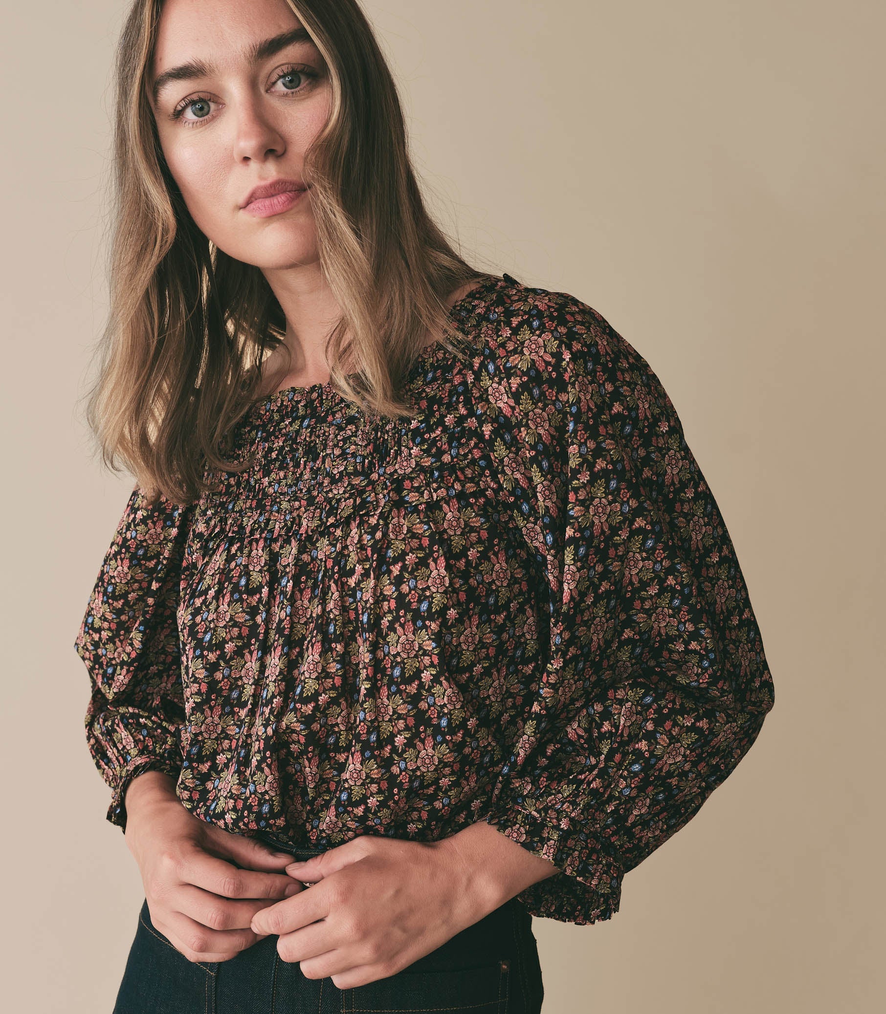 HMD -- AGOTHA TOP -- NOIR FOREST FLORAL