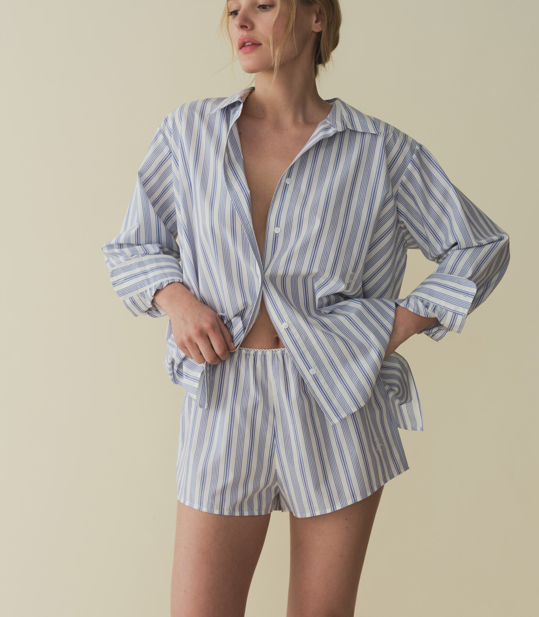 HMD -- THELMA SHORT -- INDIGO SORRENTO STRIPE view 1
