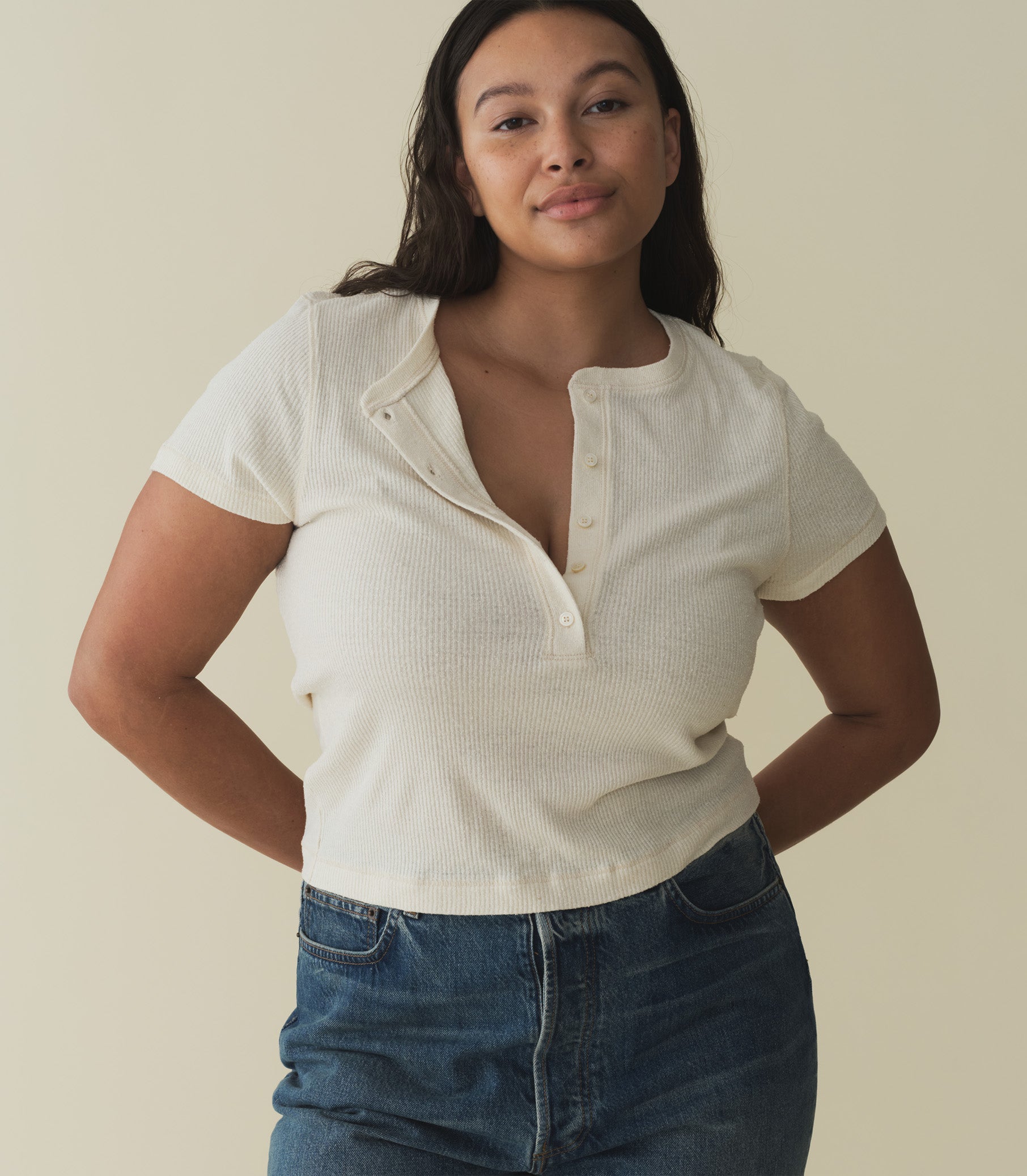 HMD -- VIENNE TEE -- CREAM view 2
