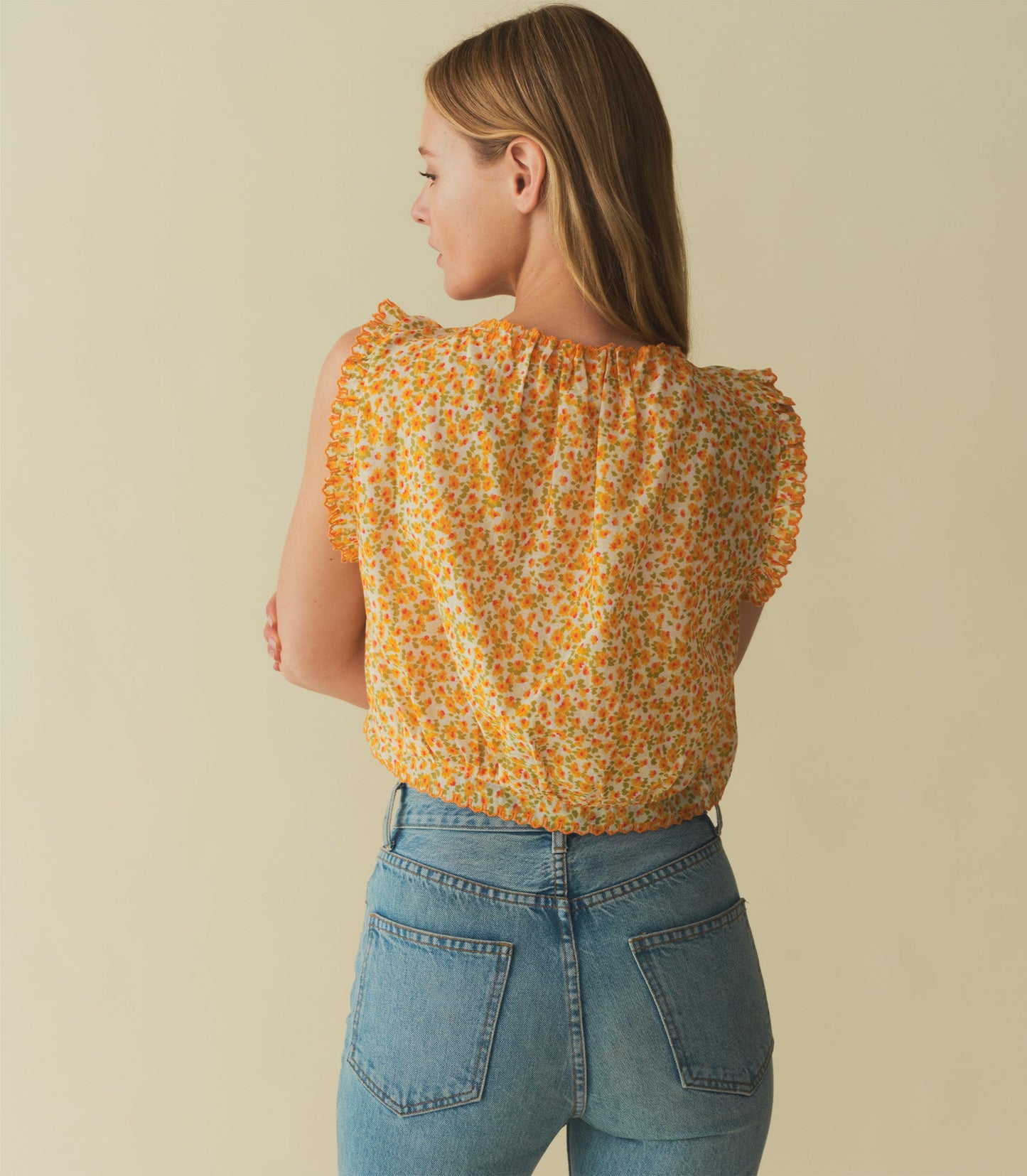 HMD -- TRAVELER TOP -- CLEMENTINE DAISY FIELDS