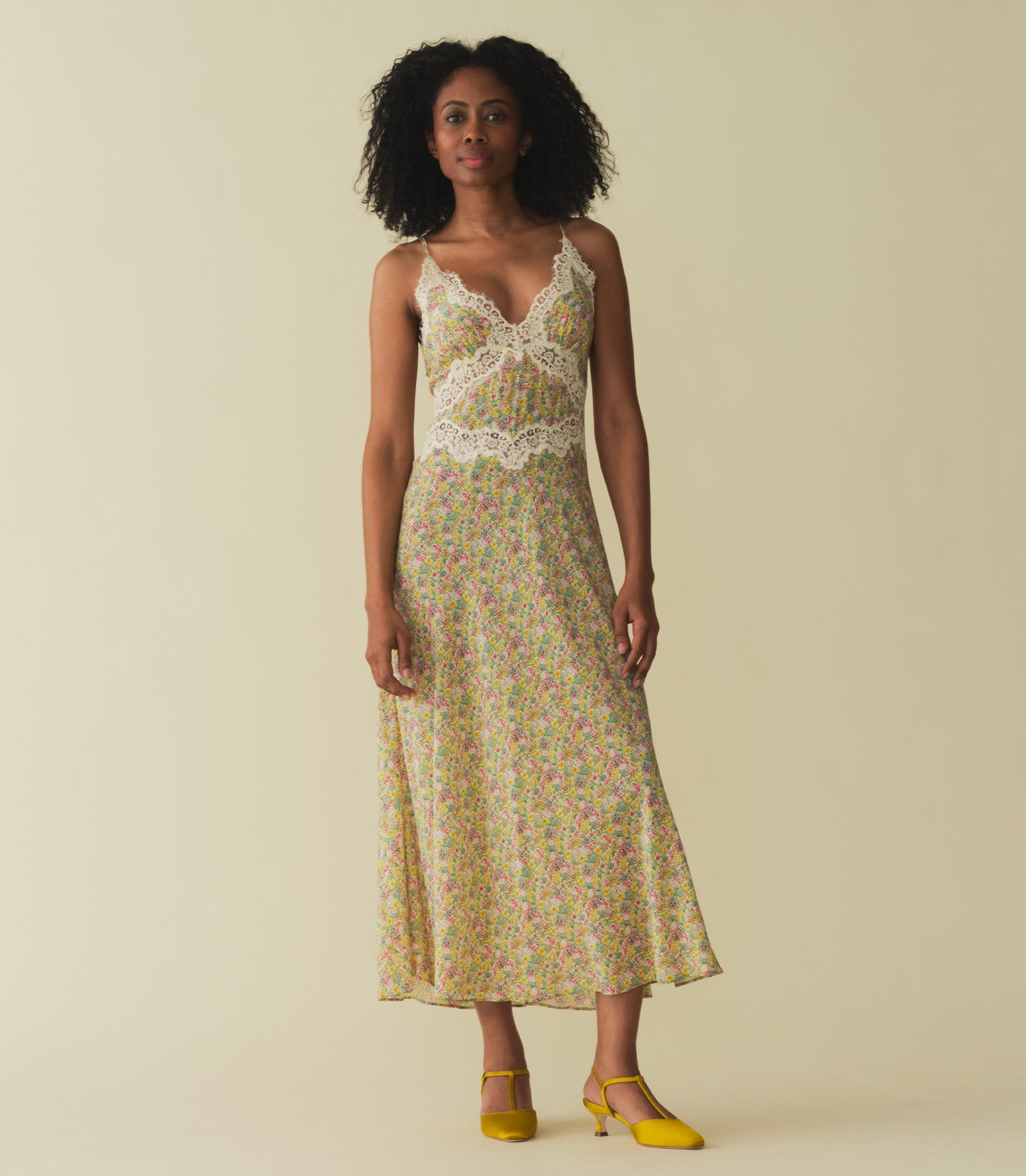 HMD -- VENUS DRESS -- CHRYSANTHEMUM SKY FLORAL