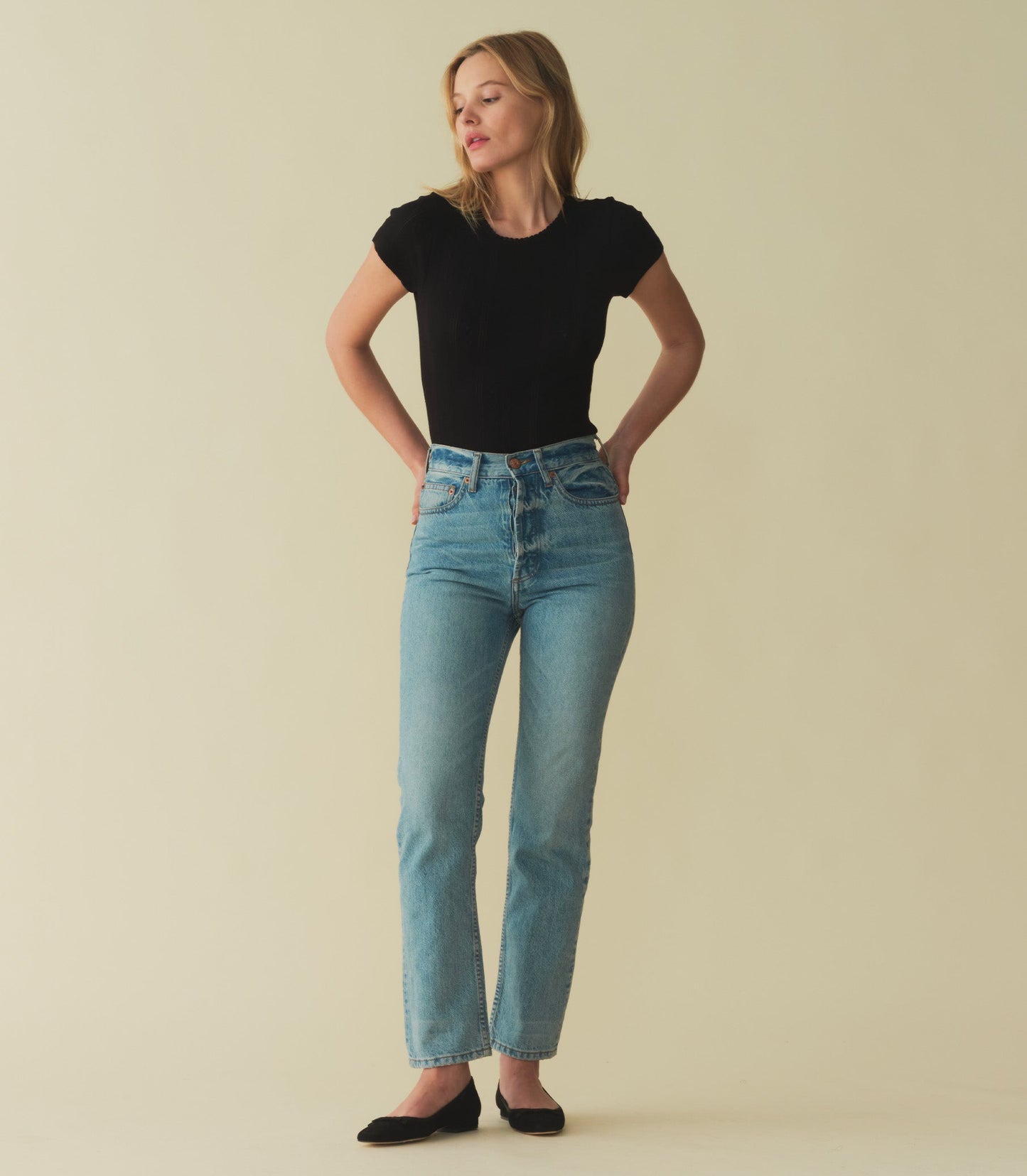 HMD -- VIVI TEE -- BLACK QUELLE JOLIE POINTELLE