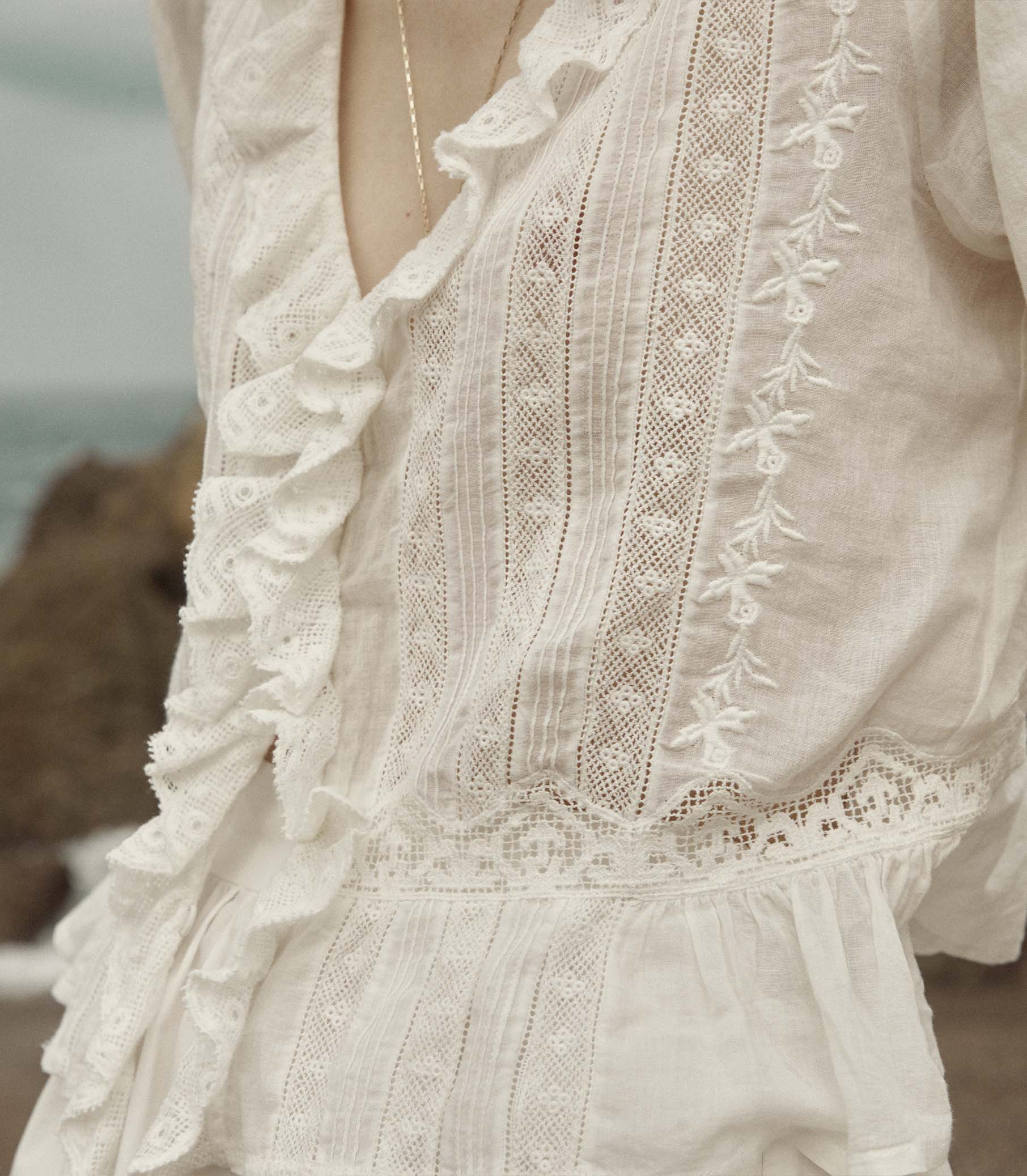 HMD -- ELDORIS TOP -- SALT view 4
