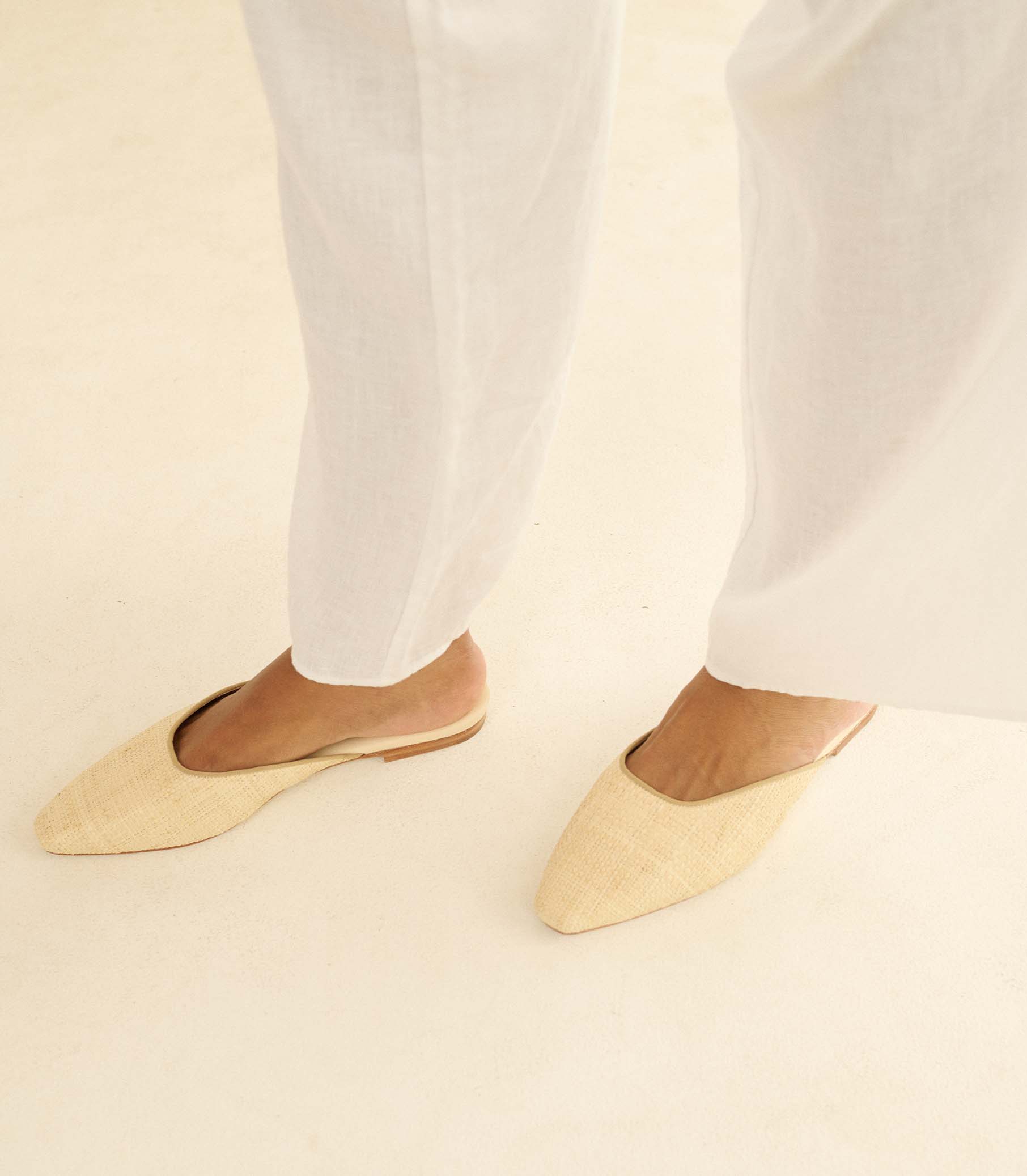 ADAIR SLIDE -- NATURAL RAFFIA view 2
