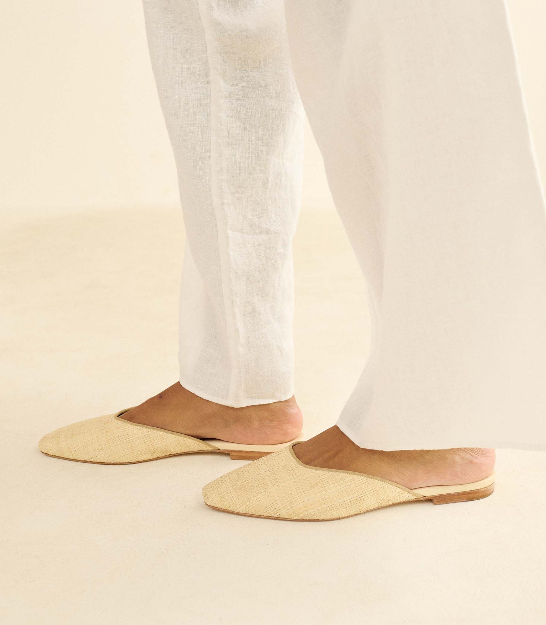 ADAIR SLIDE -- NATURAL RAFFIA view 3
