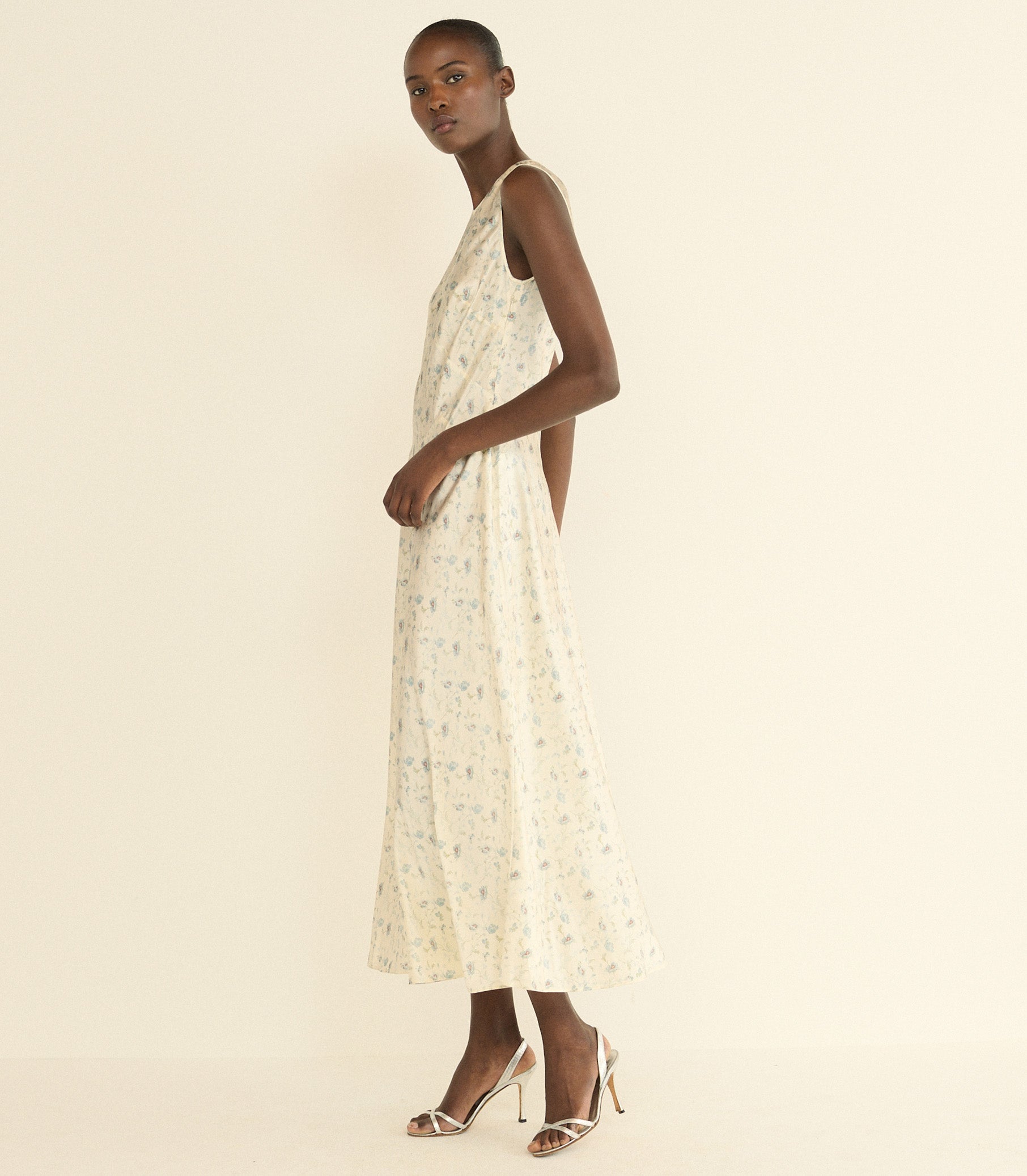 ADELANA DRESS -- CAMELLIA BLOOM view 3
