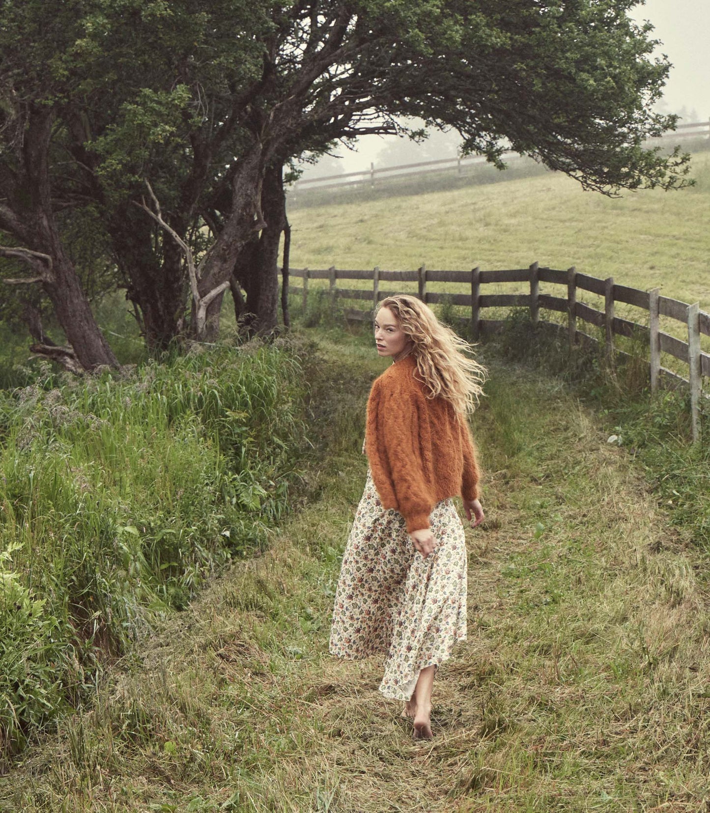 HMD -- ADELINA CARDIGAN -- BRIGHT PUMPKIN