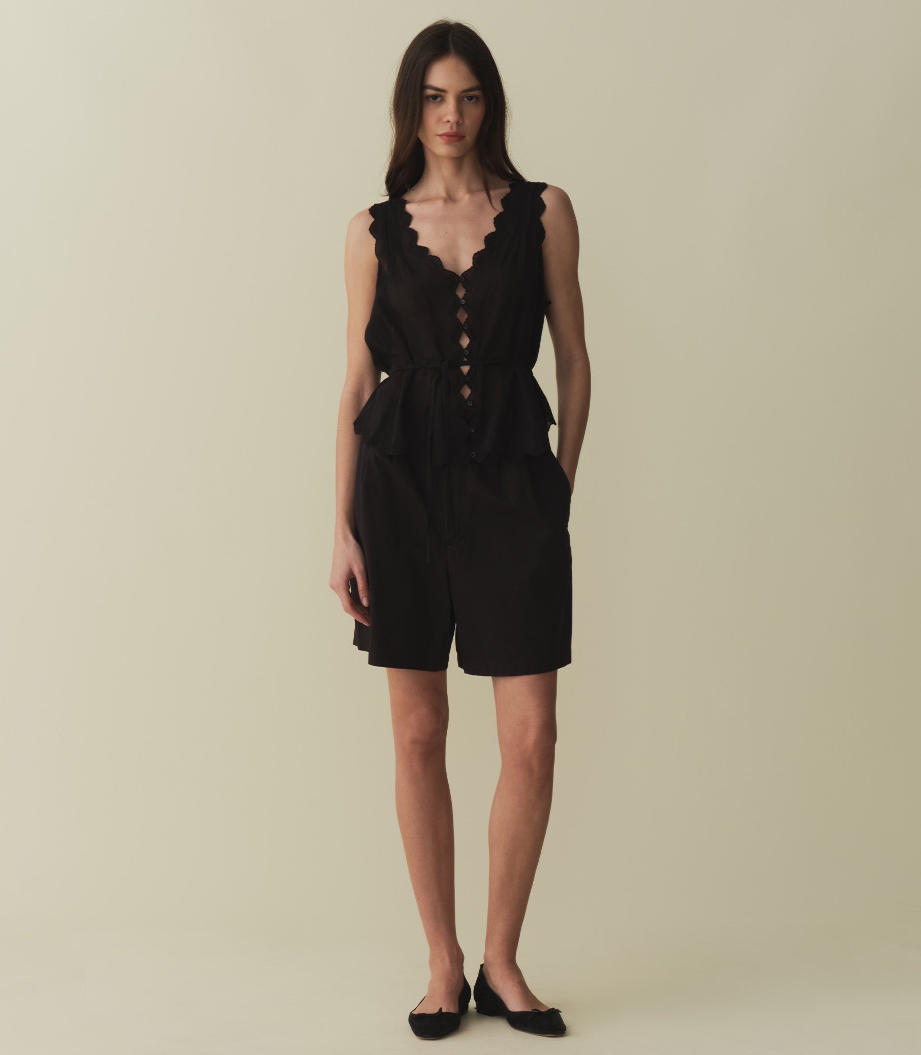 HMD -- ALDORA TOP -- BLACK view 6
