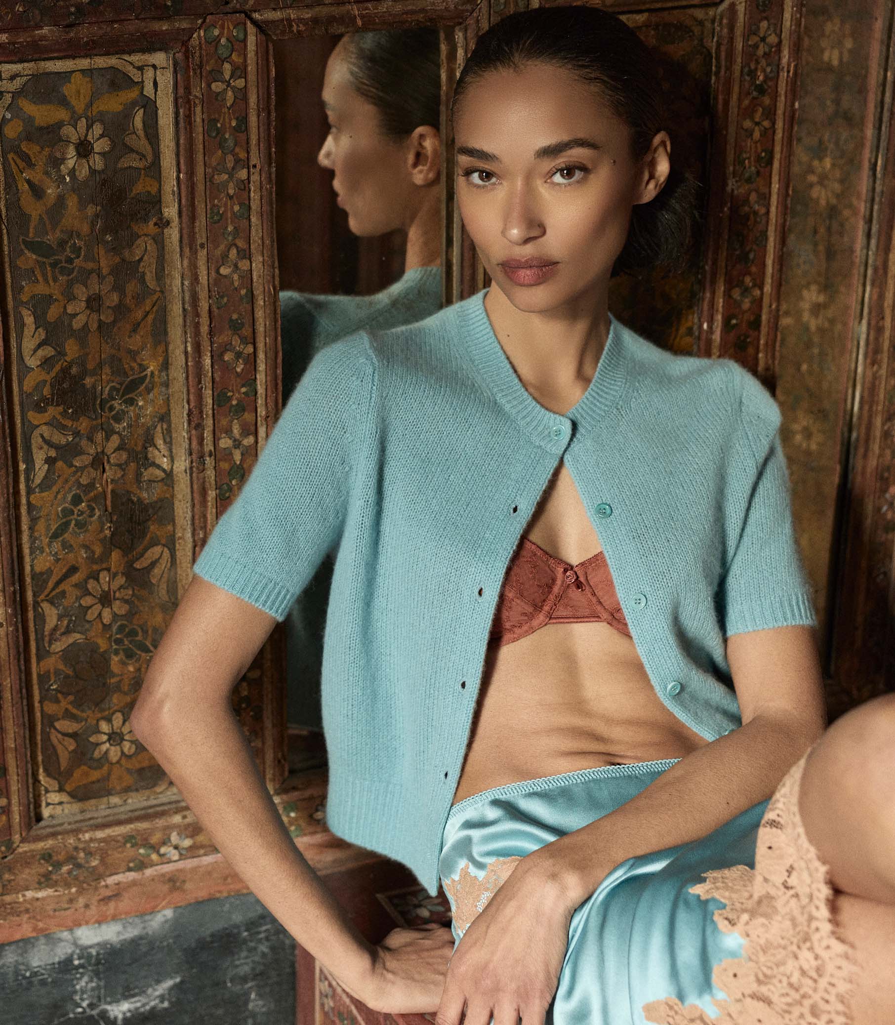 Alesia Cashmere Cardigan - Deep Aquamarine | DÔEN