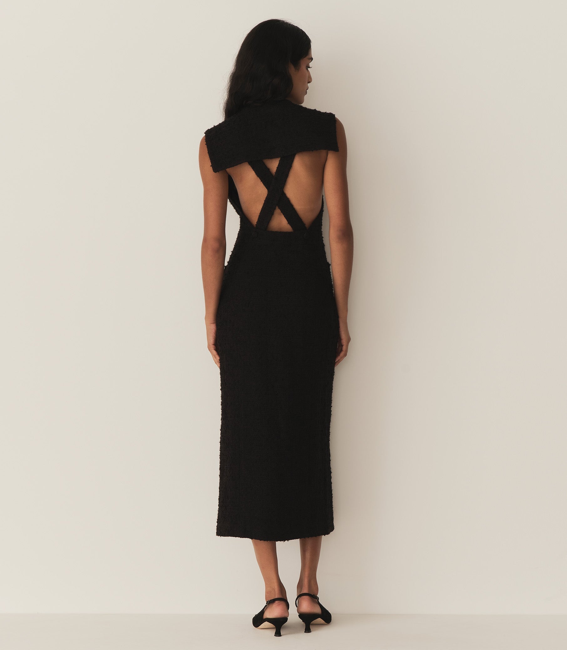 HMD -- ALEXANDRIA DRESS -- BLACK view 3
