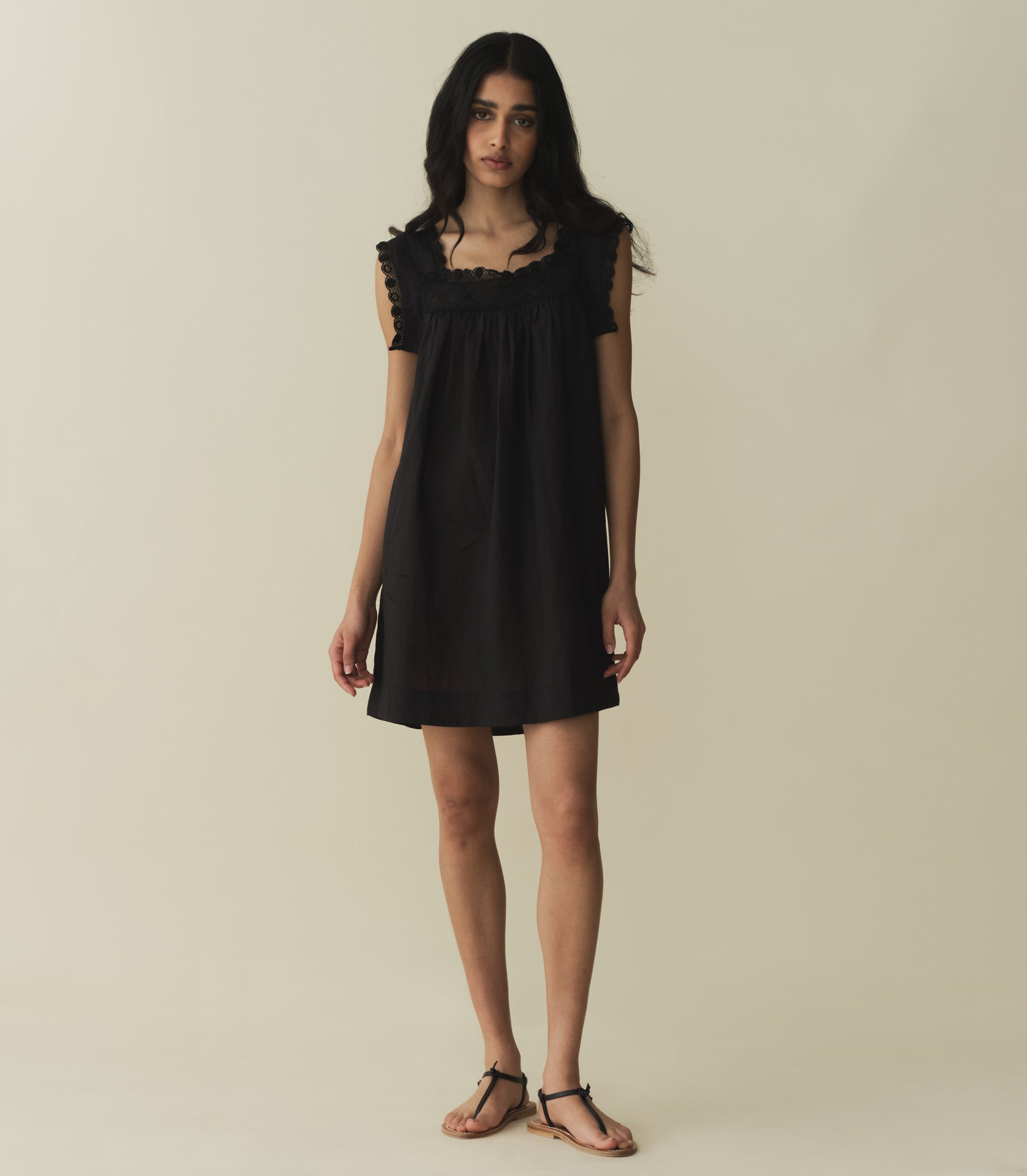 HMD -- ALMADIA DRESS -- BLACK view 1
