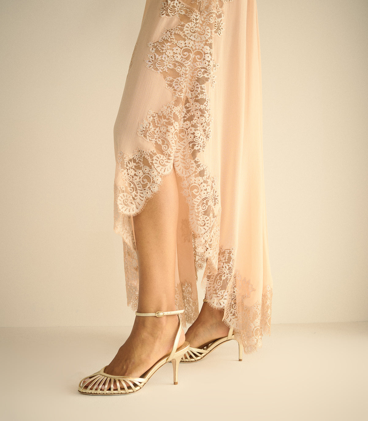 ALTEA HEEL -- PLATINUM METALLIC NAPPA view 3
