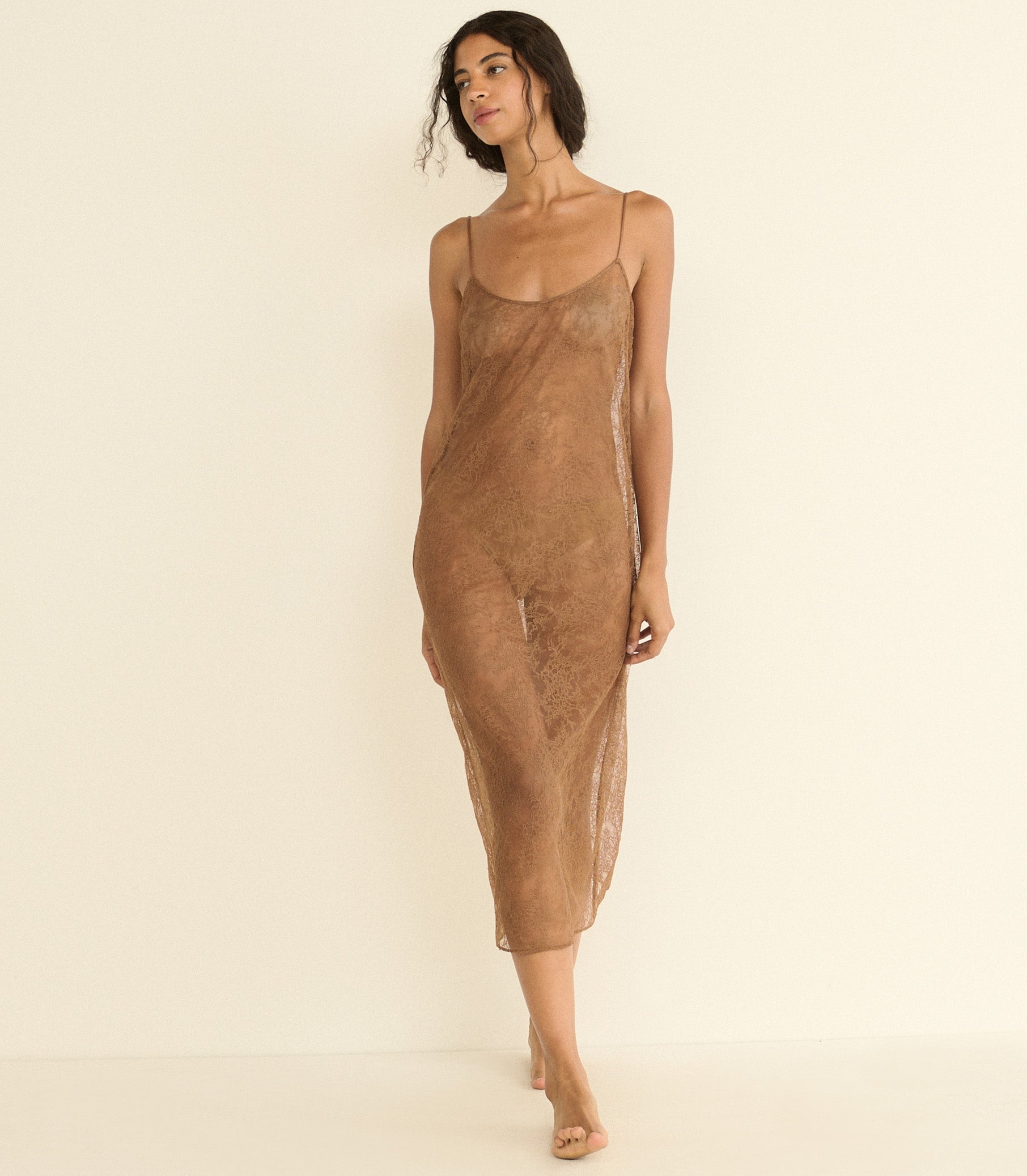 AMEDINE SLIP -- CAROB view 2

