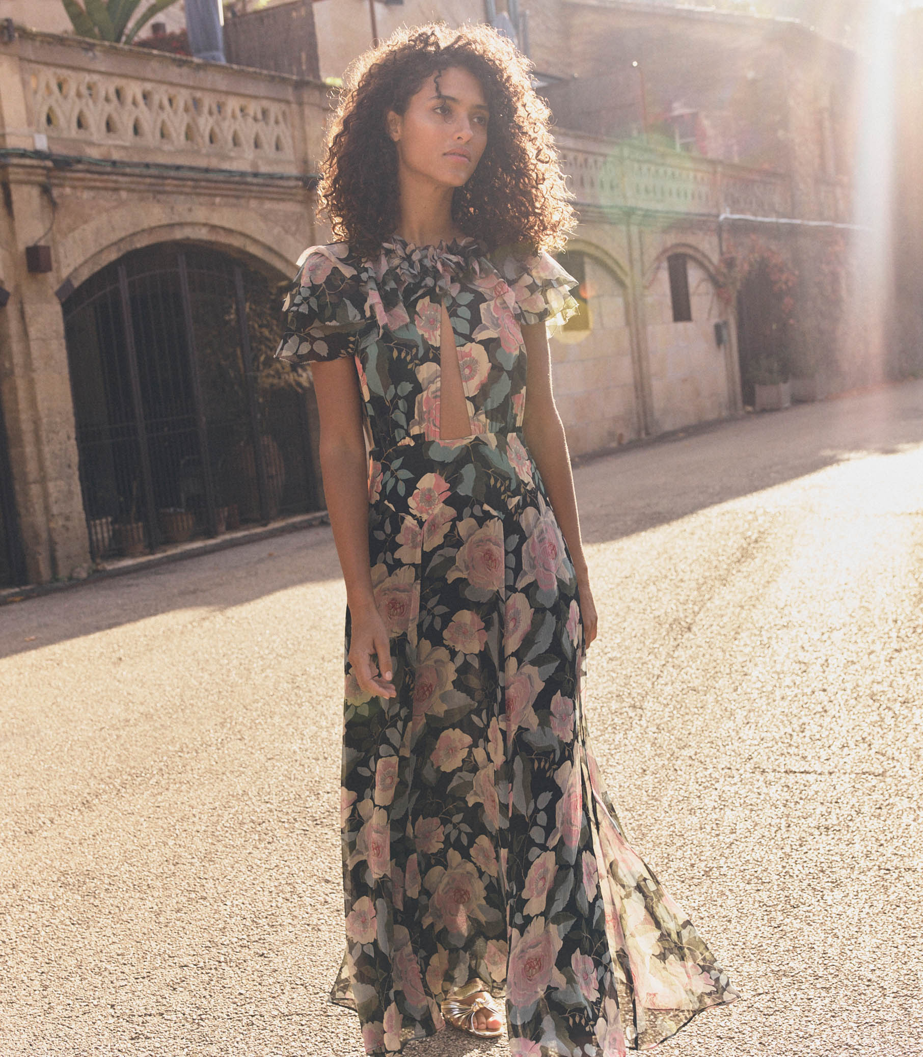 AMIRA DRESS -- ROSE GARDEN FLORAL