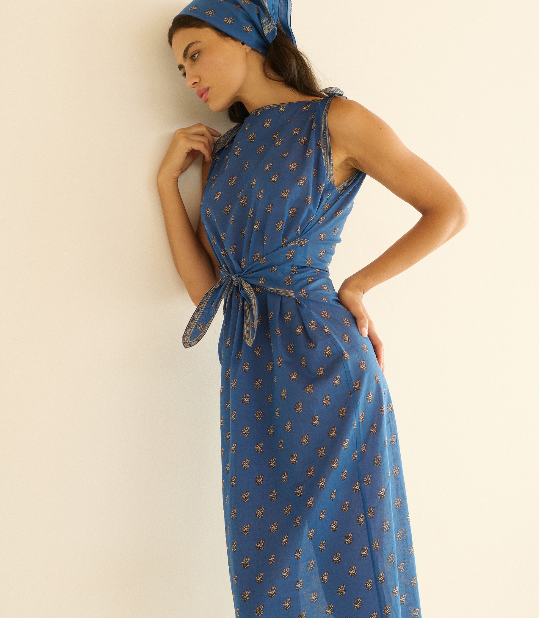 AMORETTE DRESS -- EARTHA PAISLEY view 2
