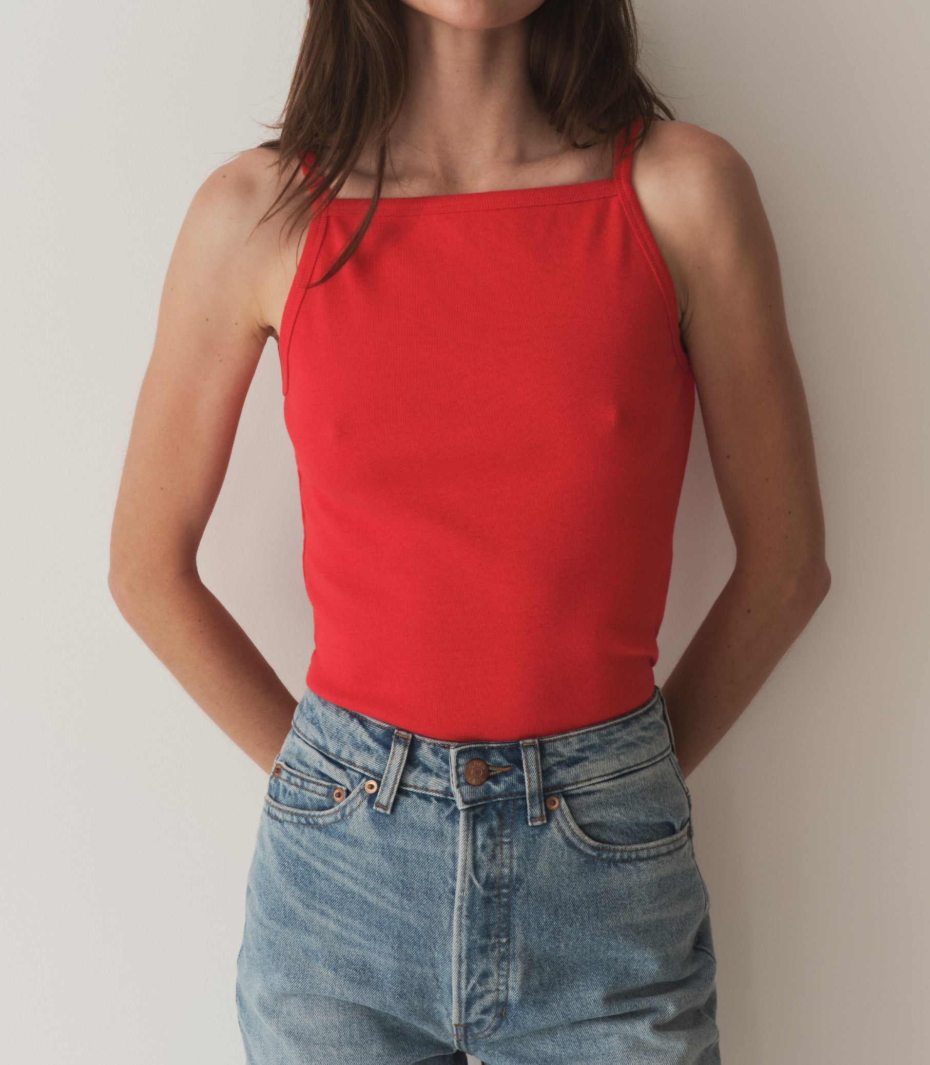 HMD -- ANGIE TANK -- SCARLET view 1

