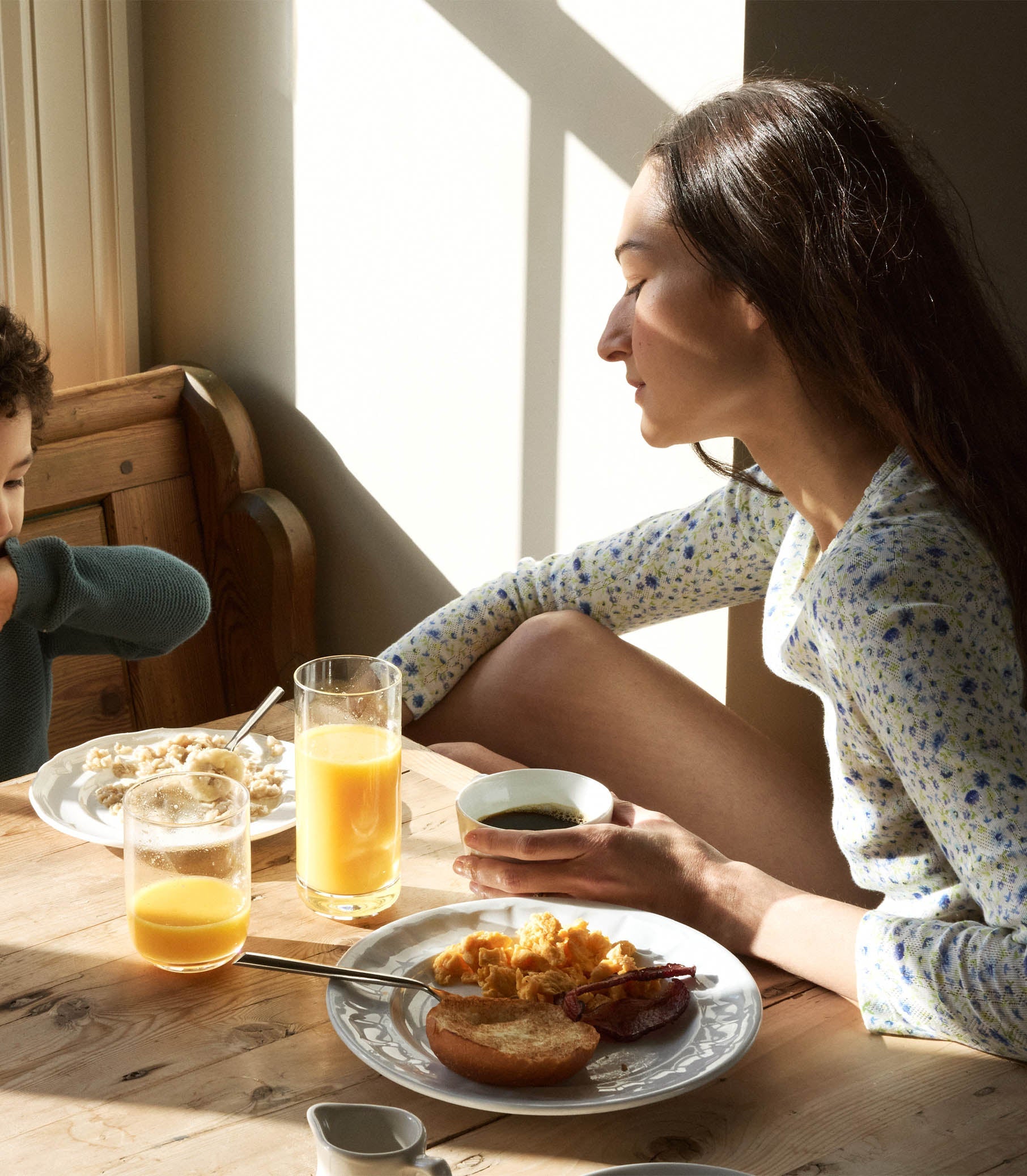 HMD -- ANNIE TEE -- DAISY BREEZE view 4
