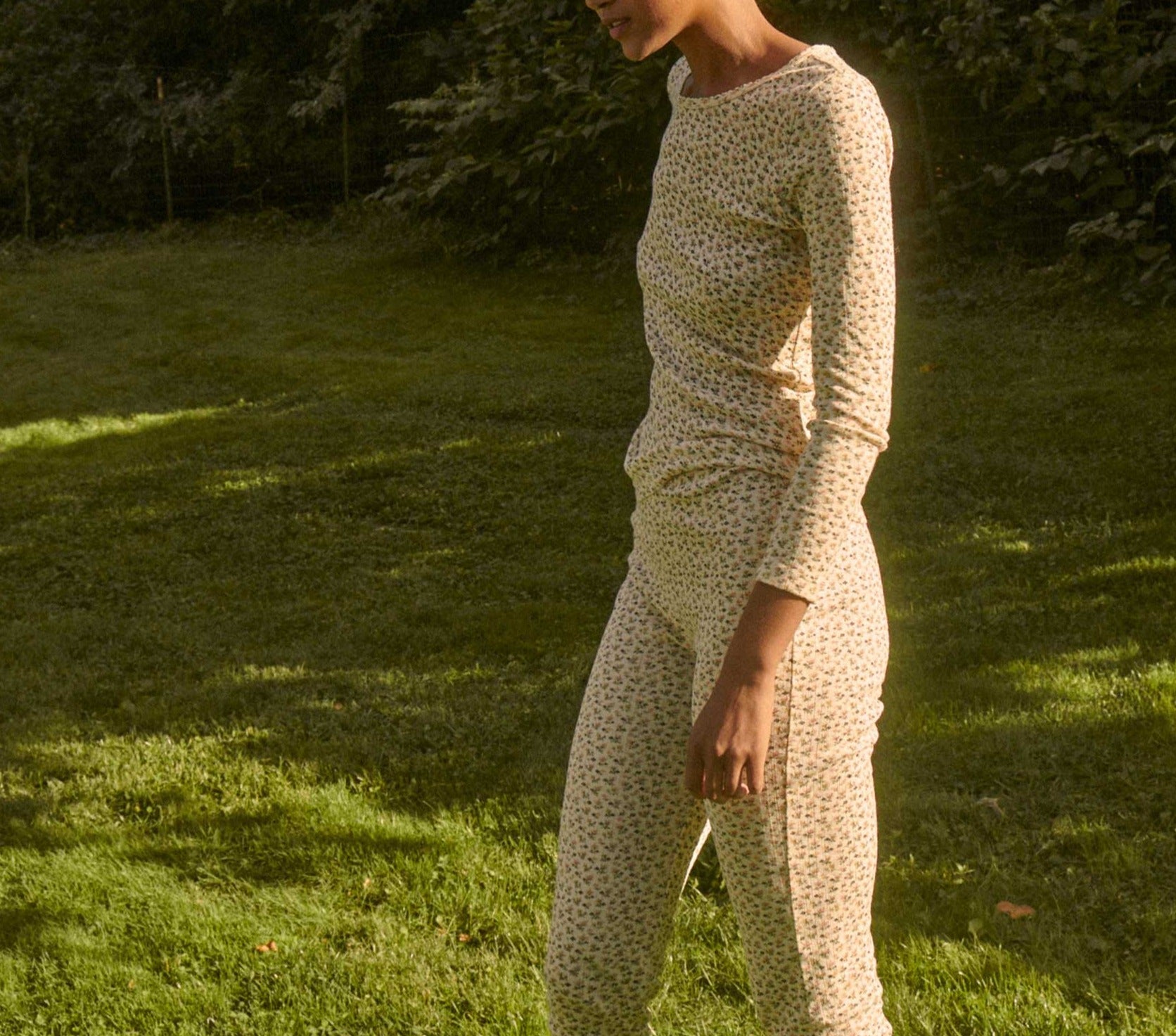 HMD -- ANNIE TEE -- SUNLIT SECRET GARDEN view 2