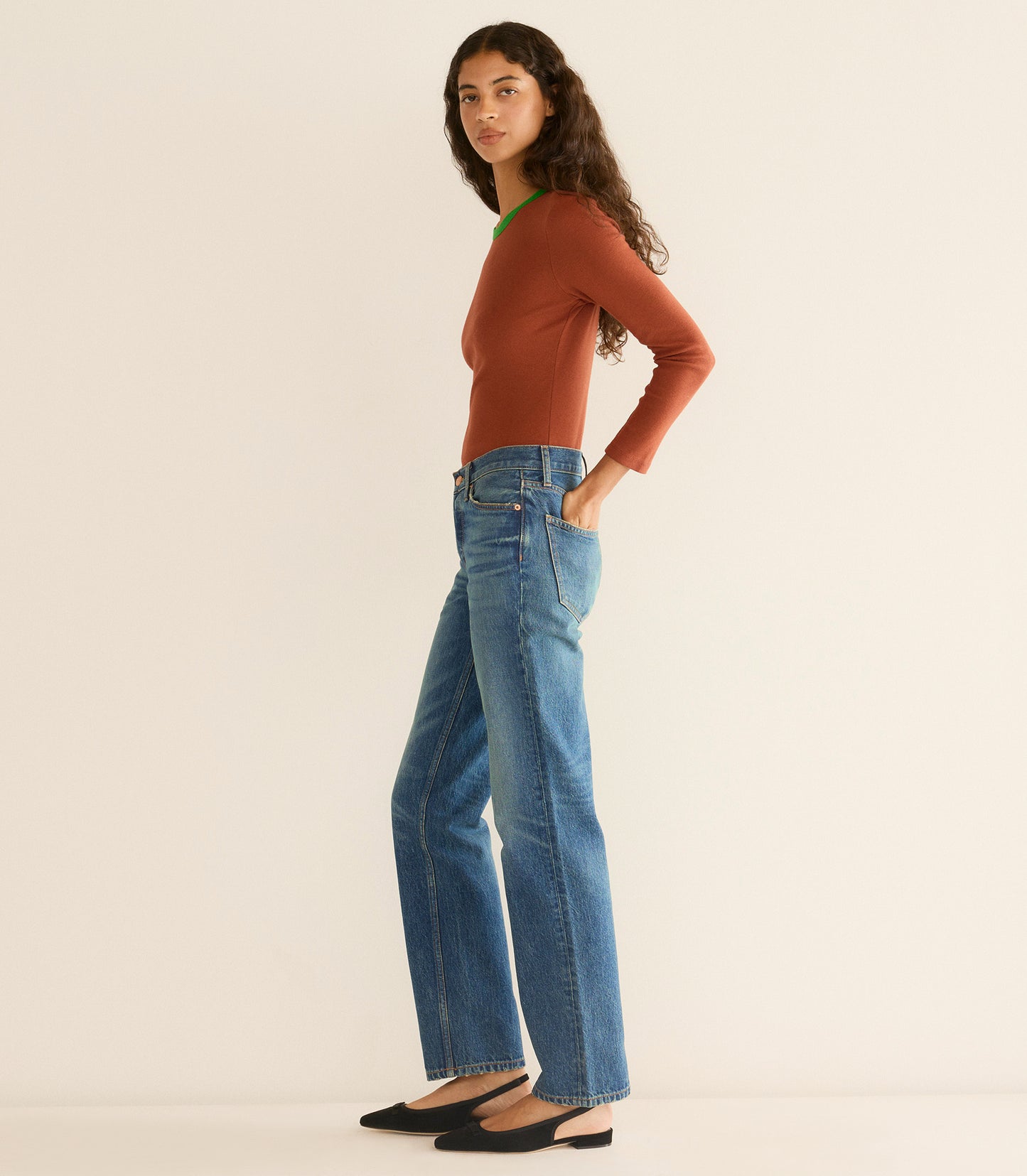 ANNIE TEE -- RED OAK